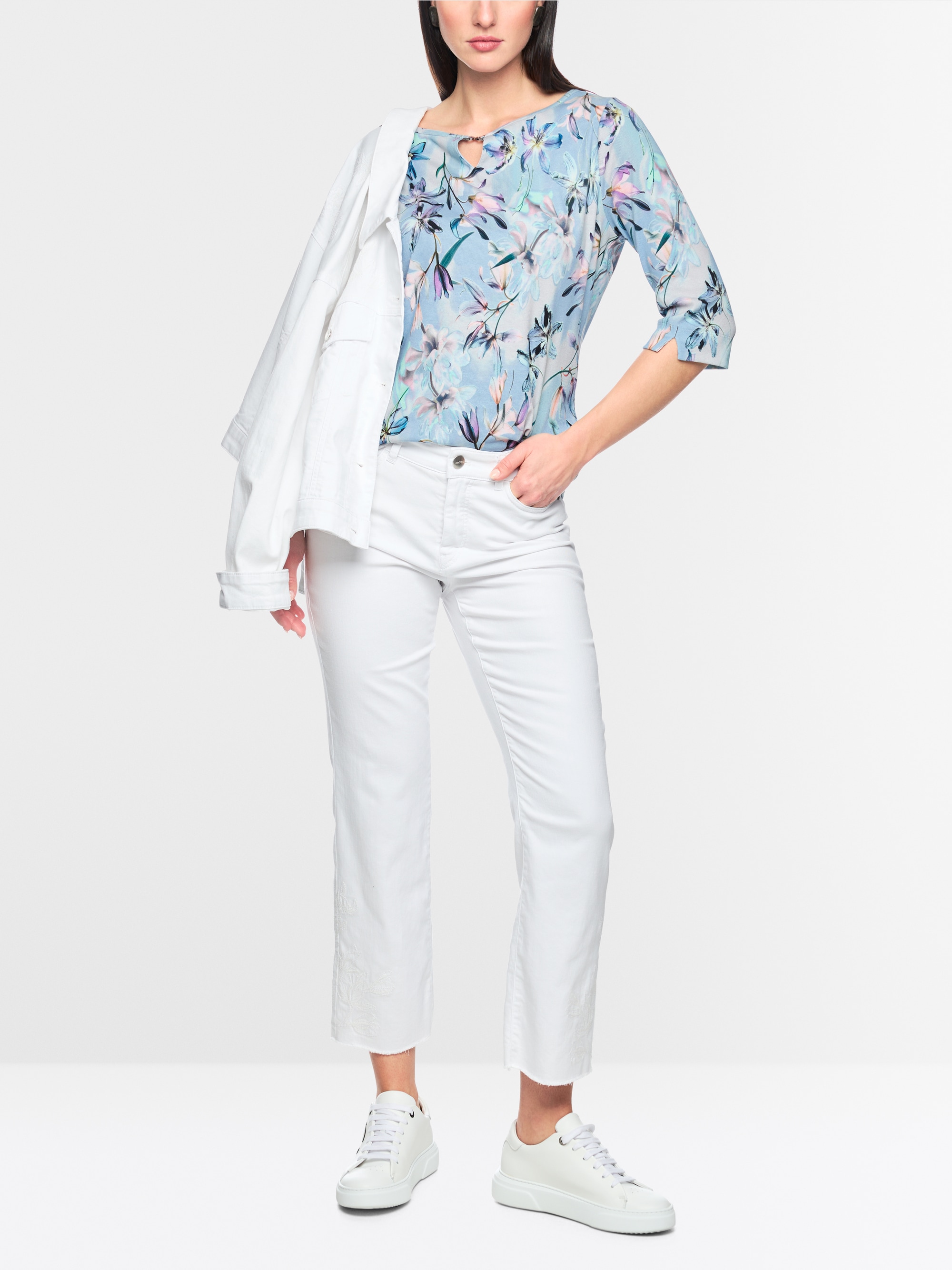 T-shirt flatteur pour la silhouette