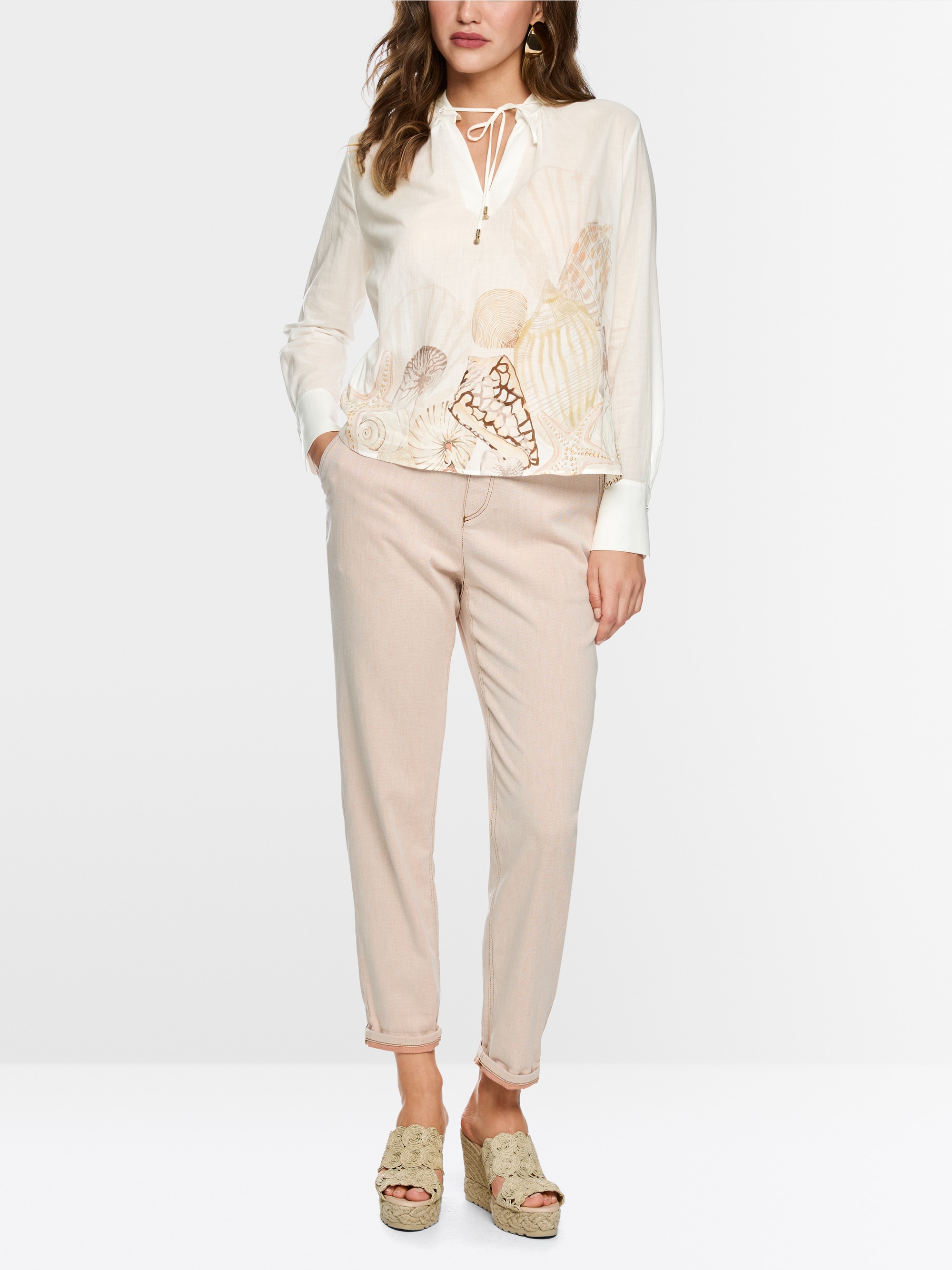 Blouse shirt with shell print