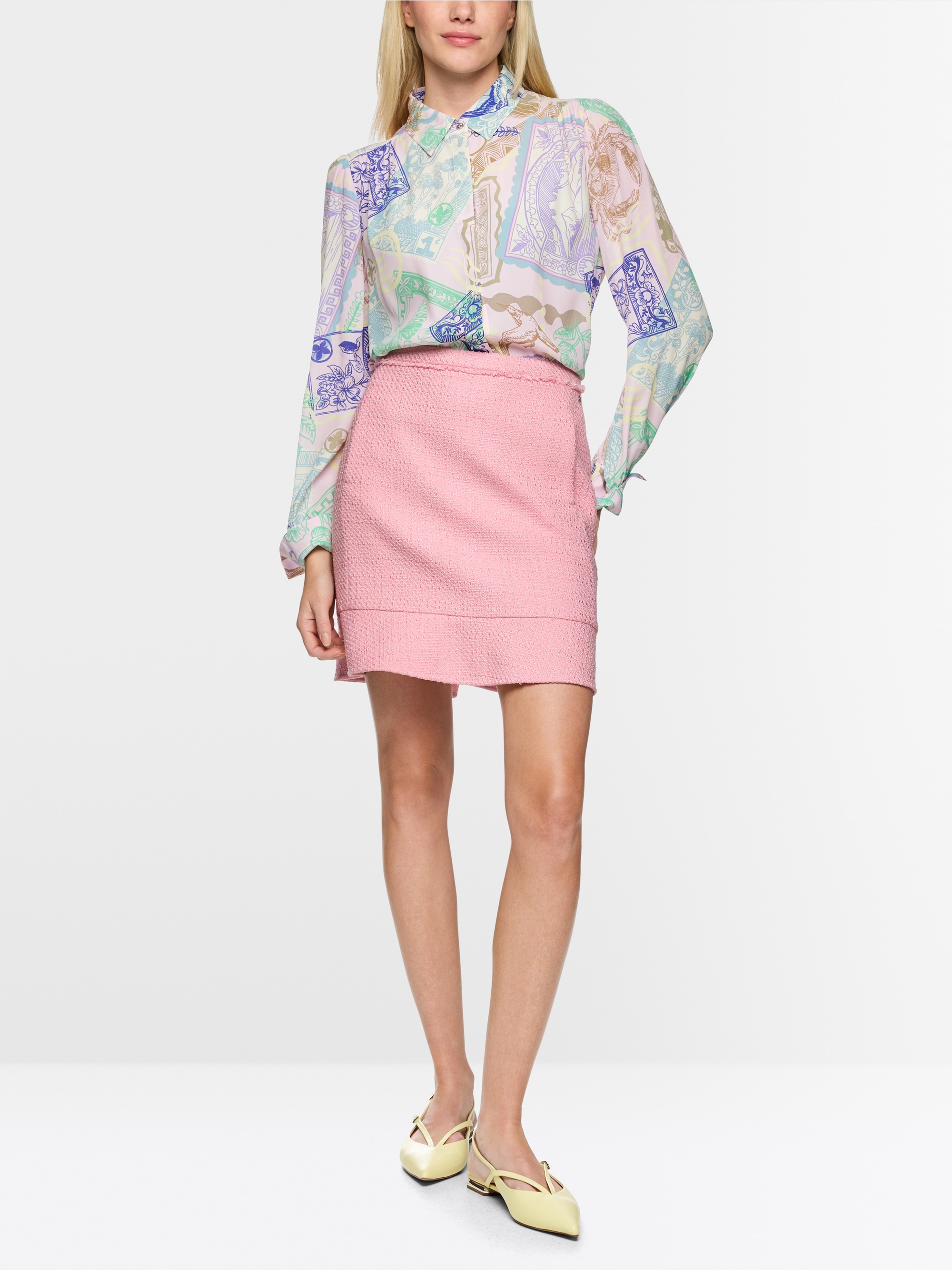 Jupe courte à volants