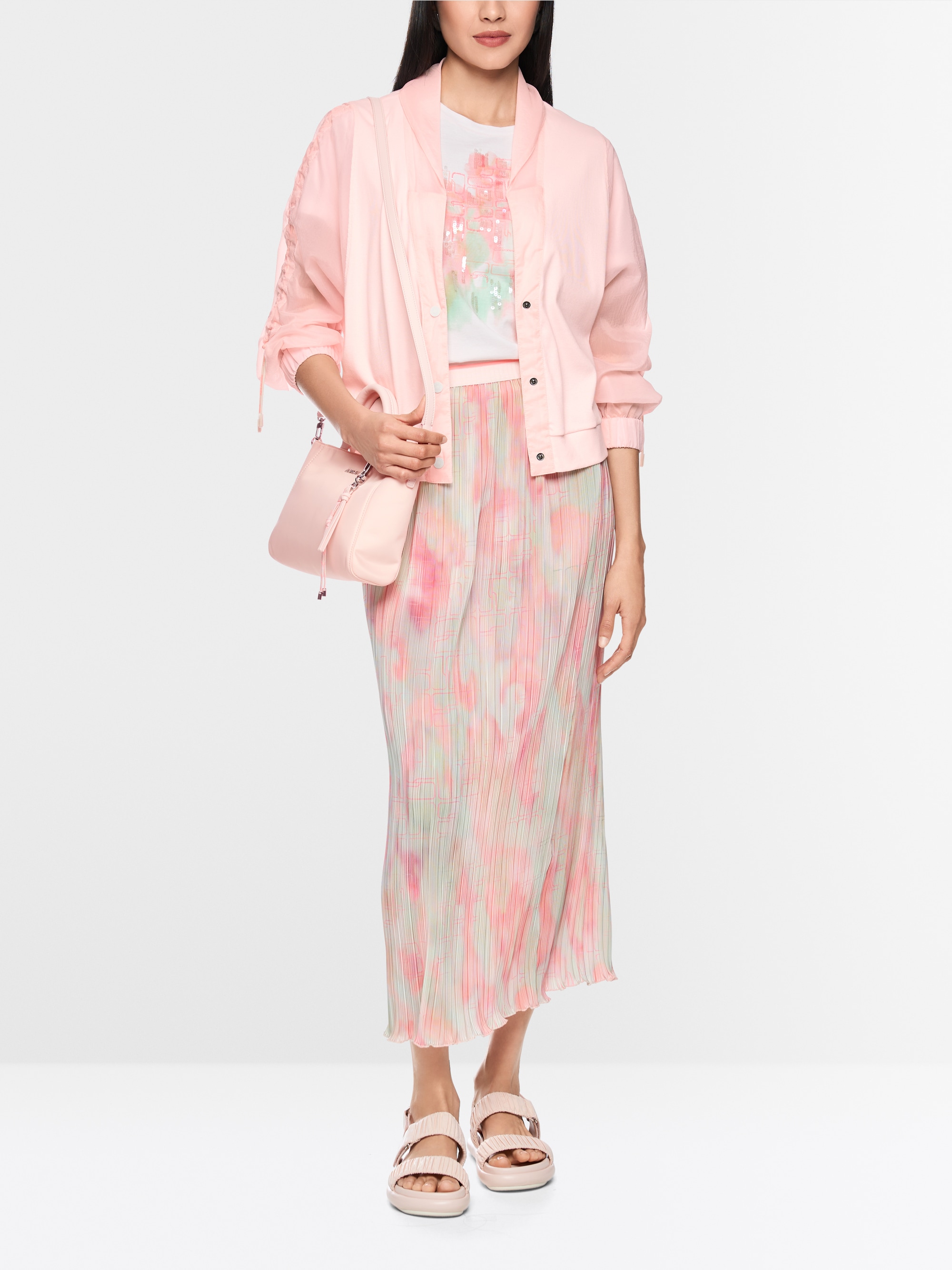 Lightweight jacket in a mix of materials