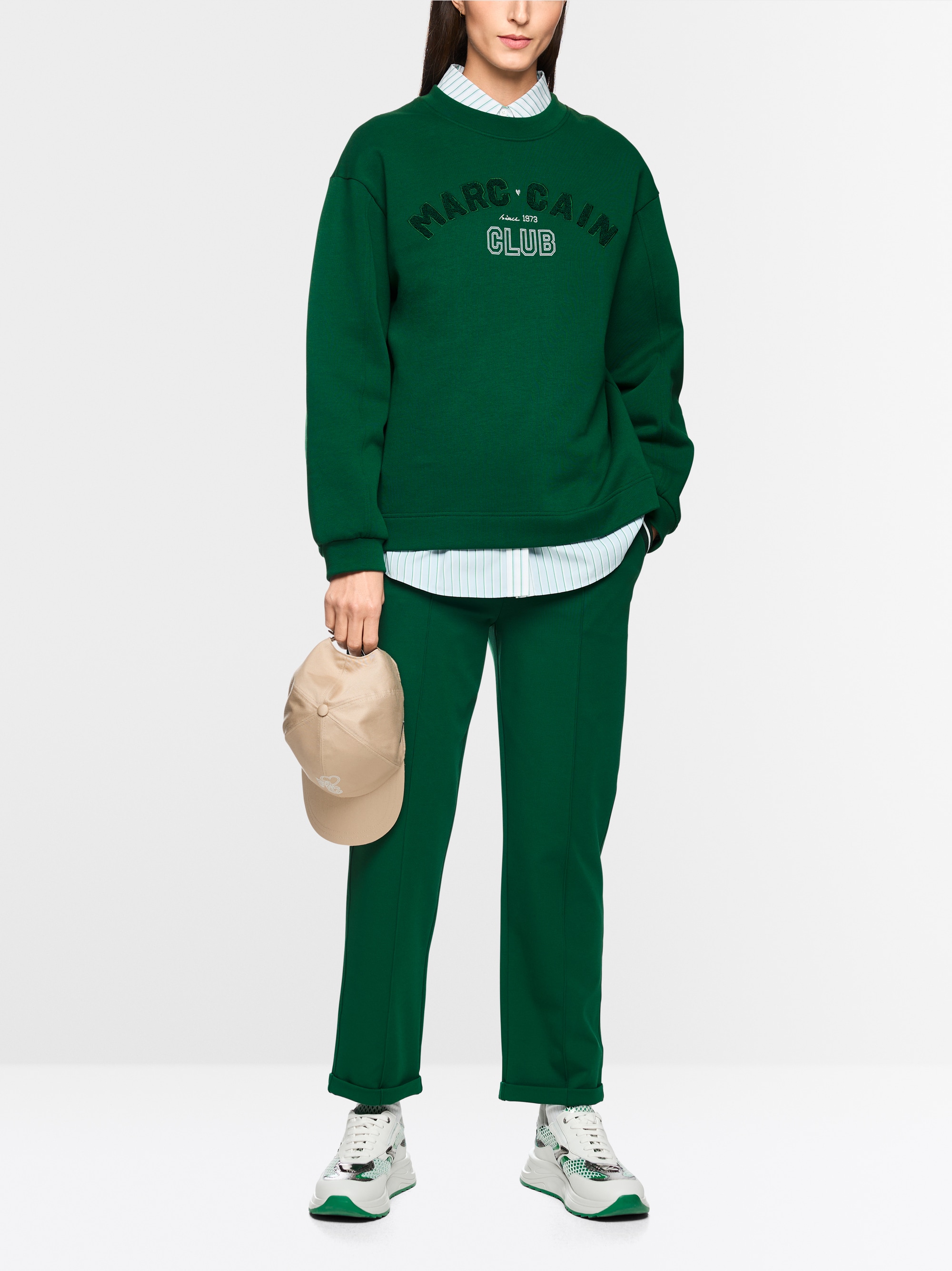 Sweatshirt with flocking