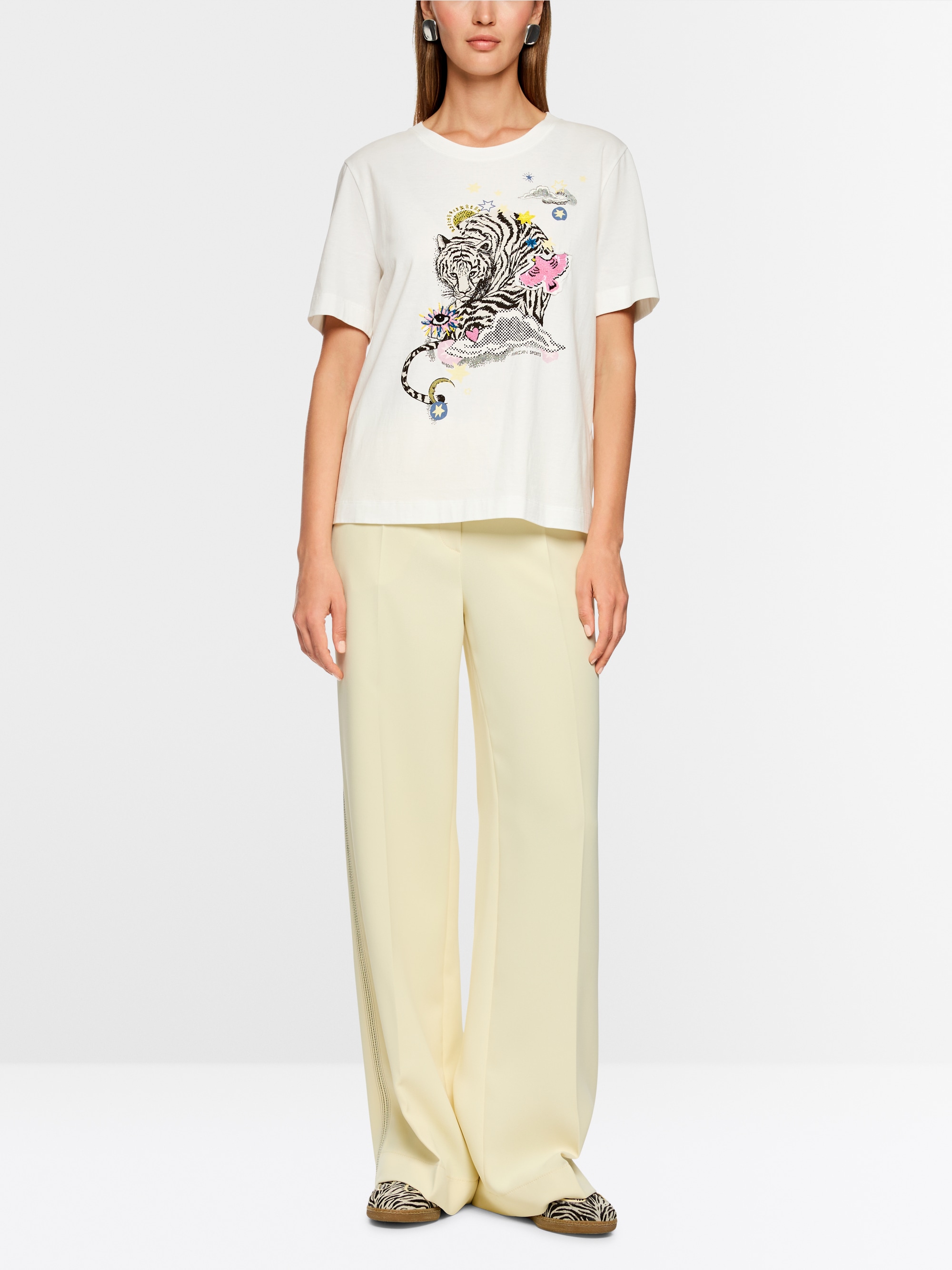 T-shirt avec applications