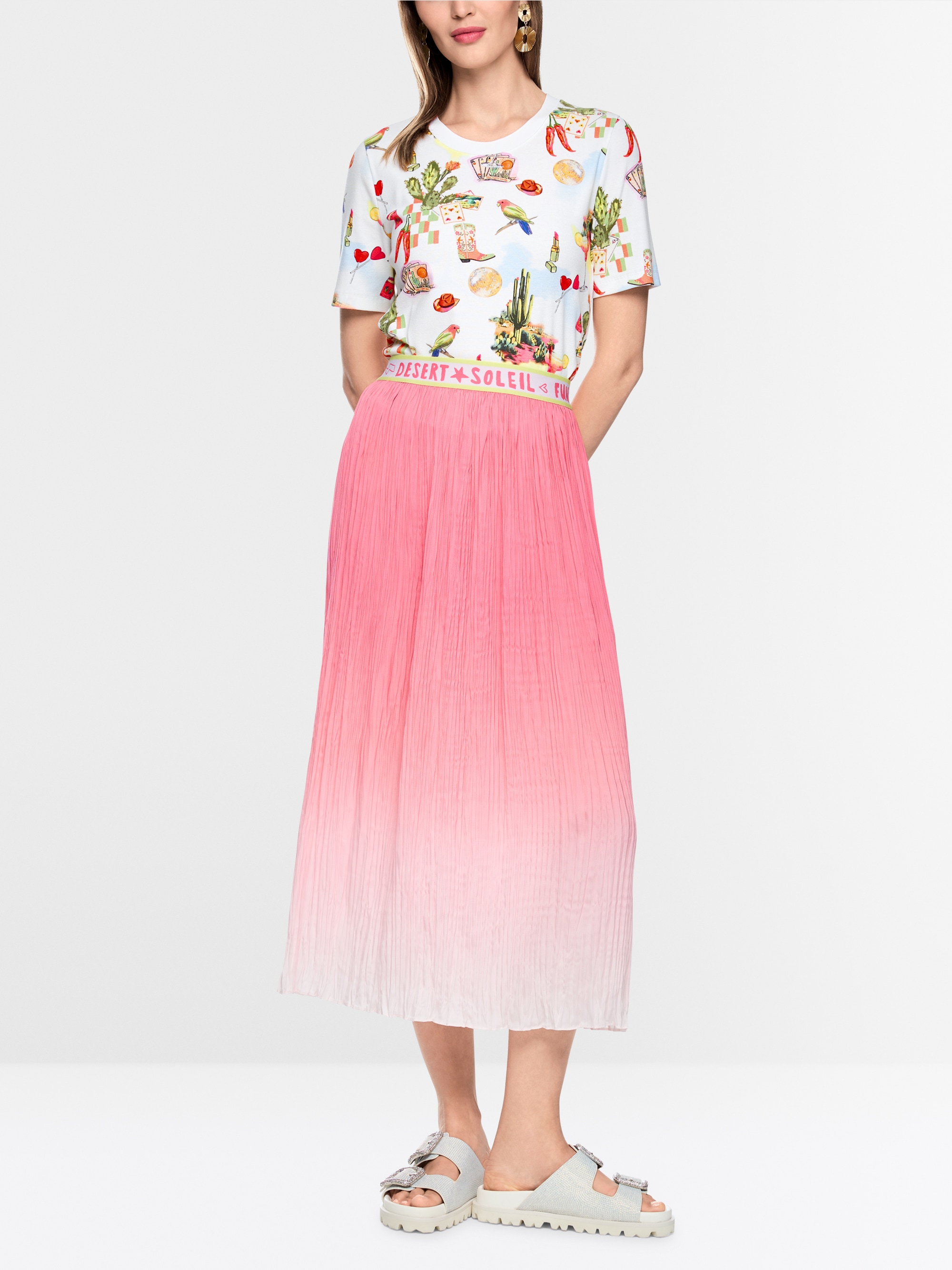 Round neck T-shirt with all-over print
