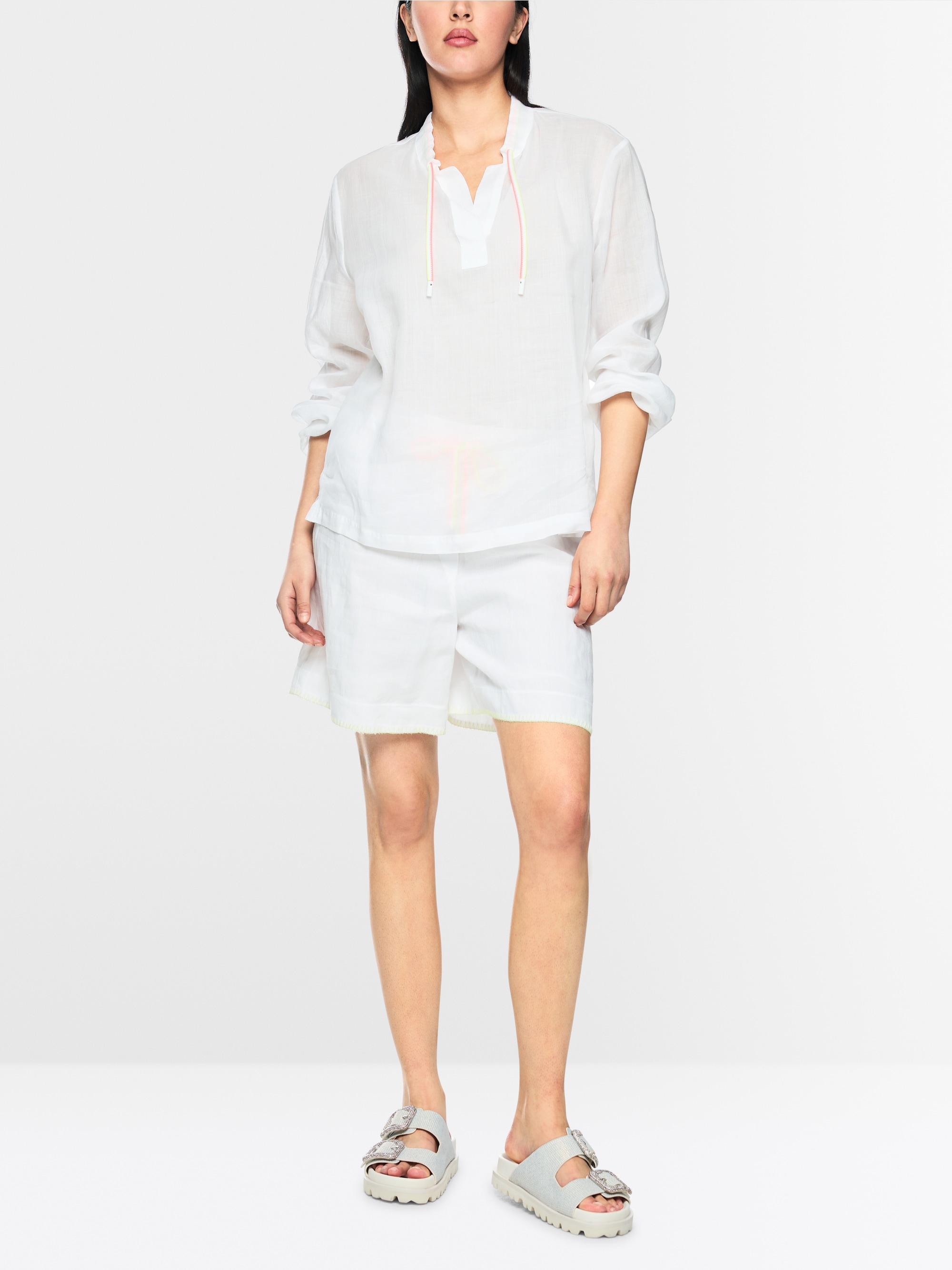Long-sleeved blouse in ramie