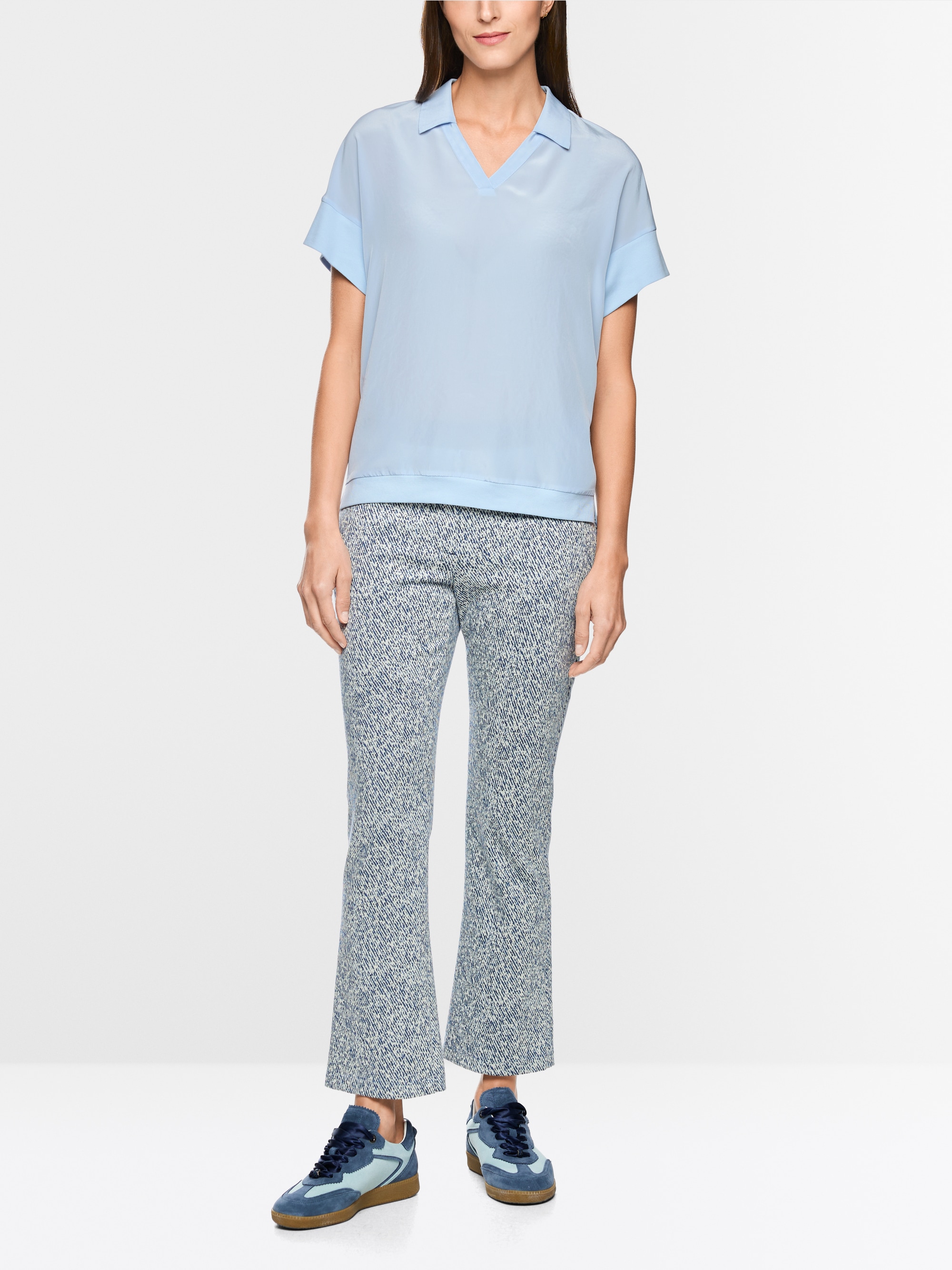 Blouse shirt in material mix