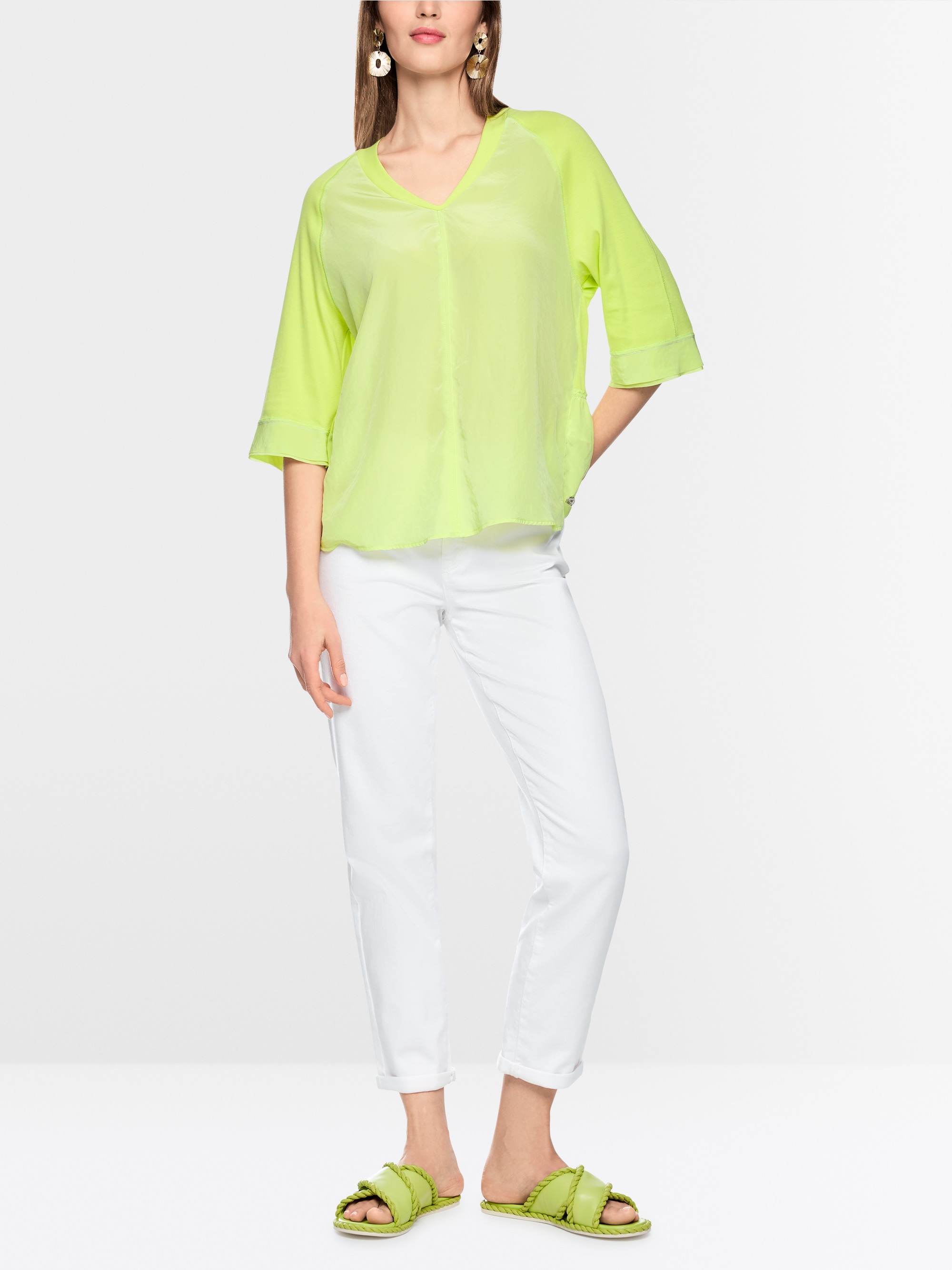 Blouse shirt with 3/4 raglan sleeves