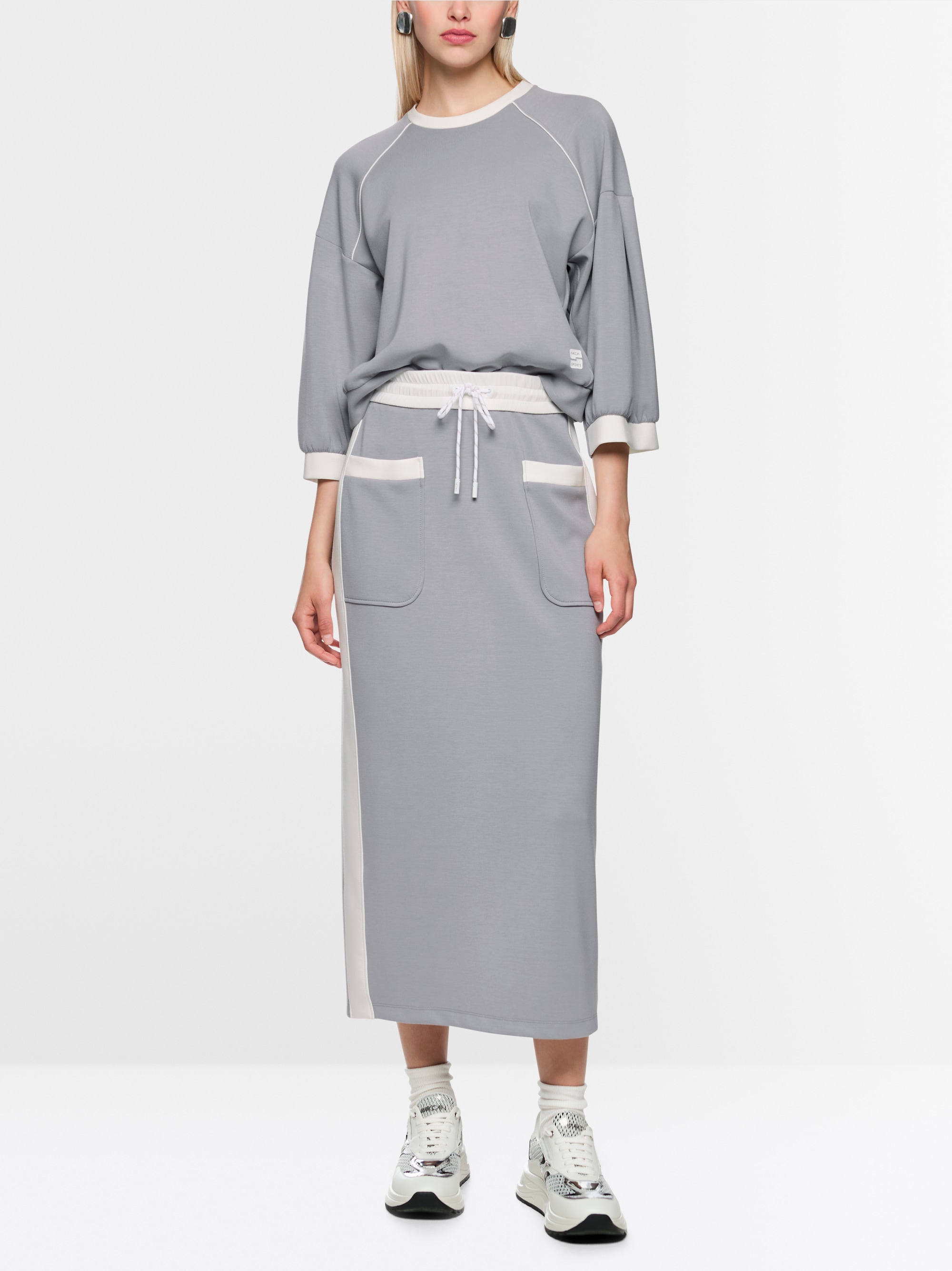 Sporty midi skirt