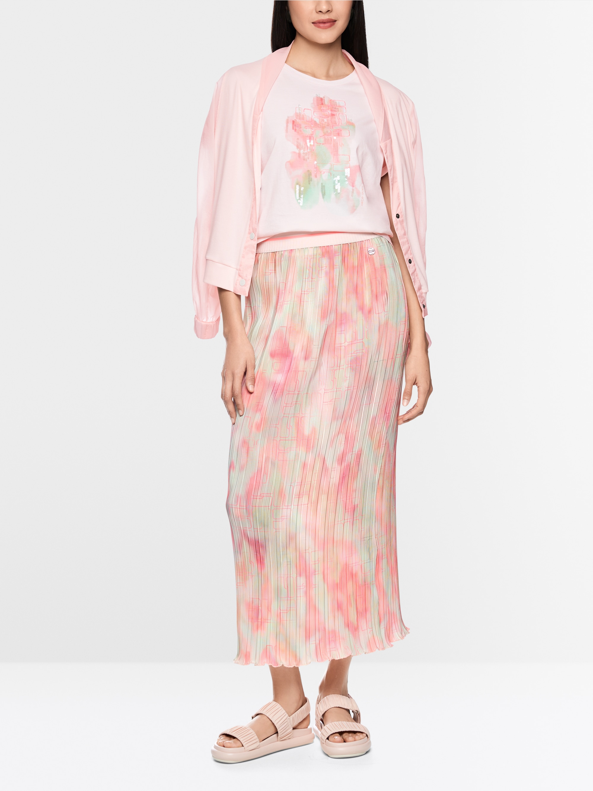 Patterned pleated skirt