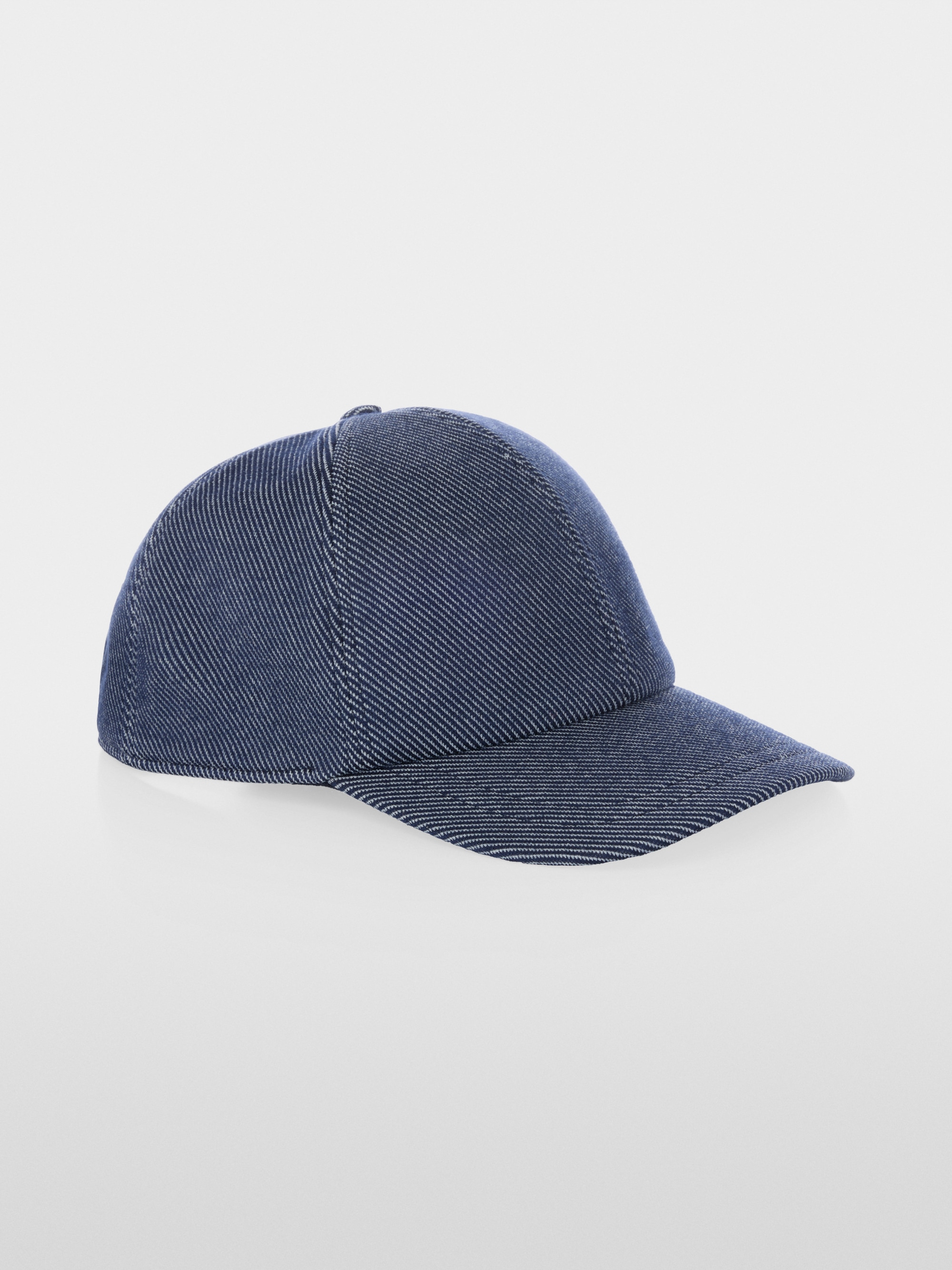 Cap made from stretch viscose