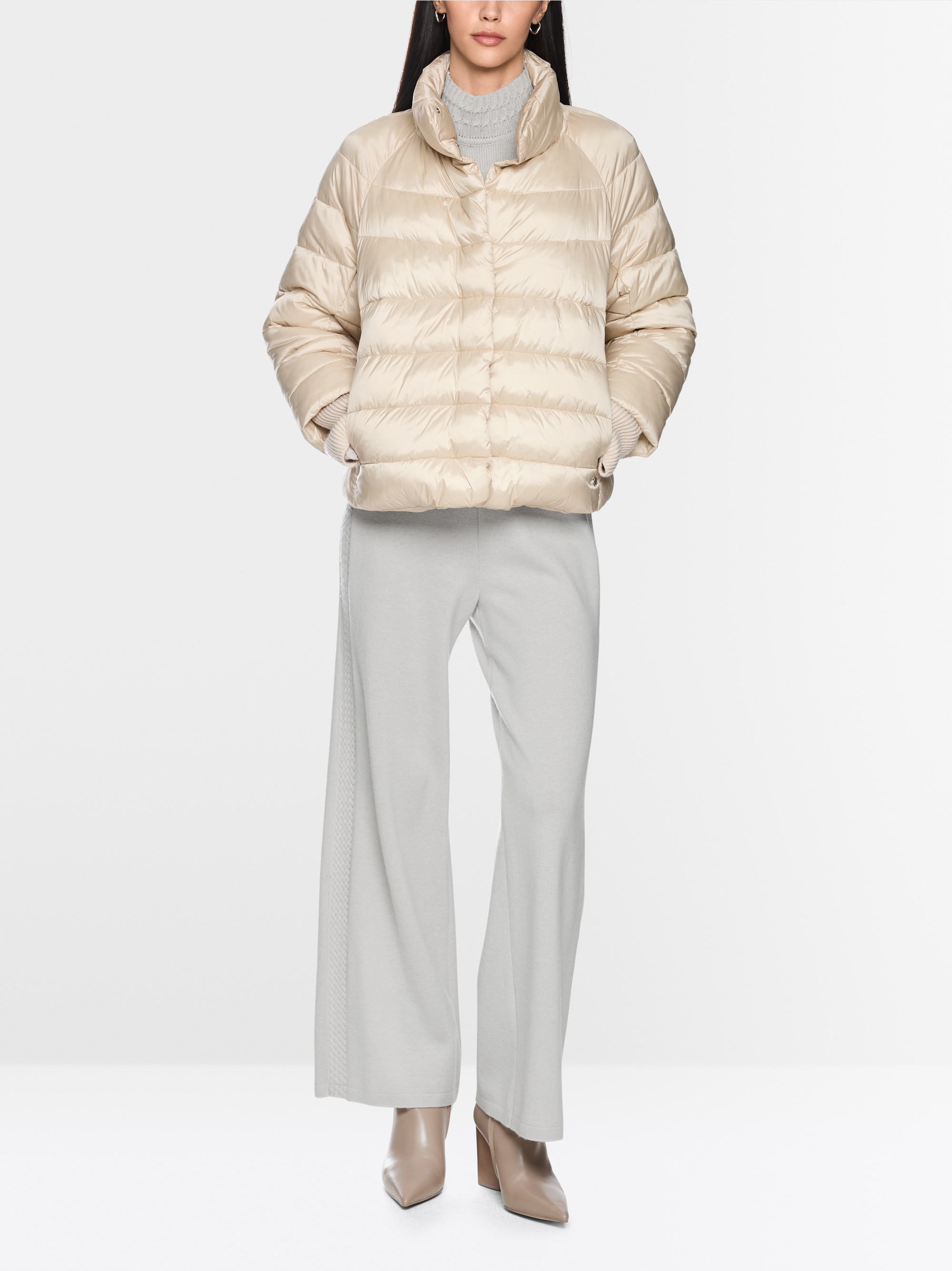 Quilted jacket with synthetic down