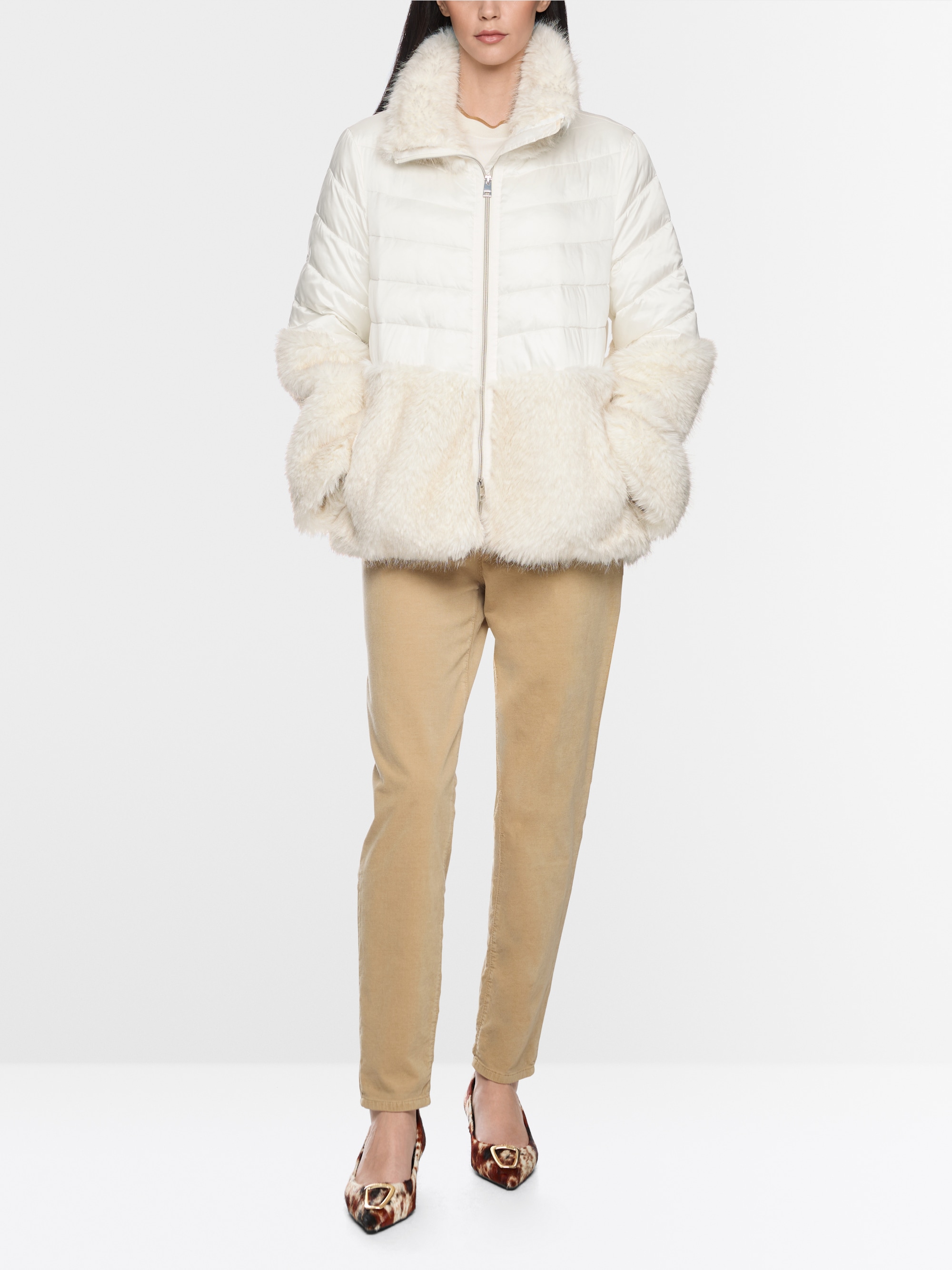 Quilted jacket with faux fur