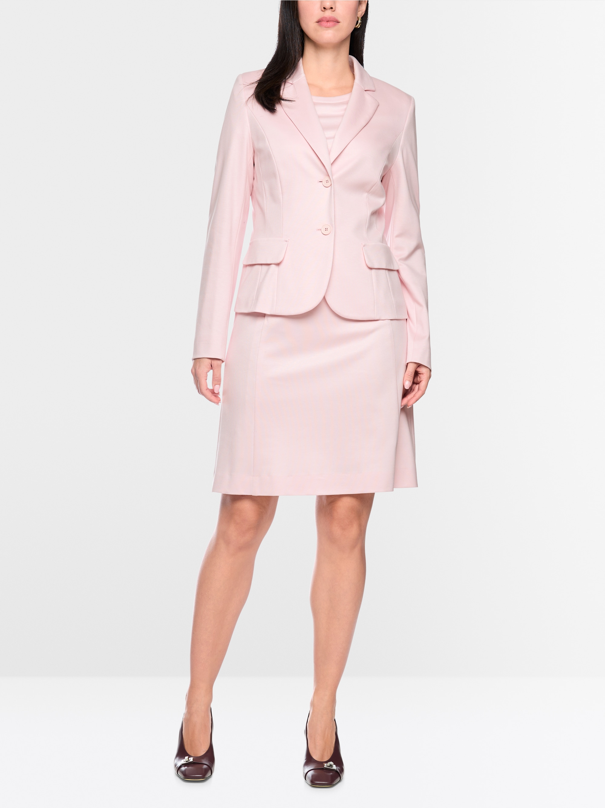 Fitted stretch blazer with lapels