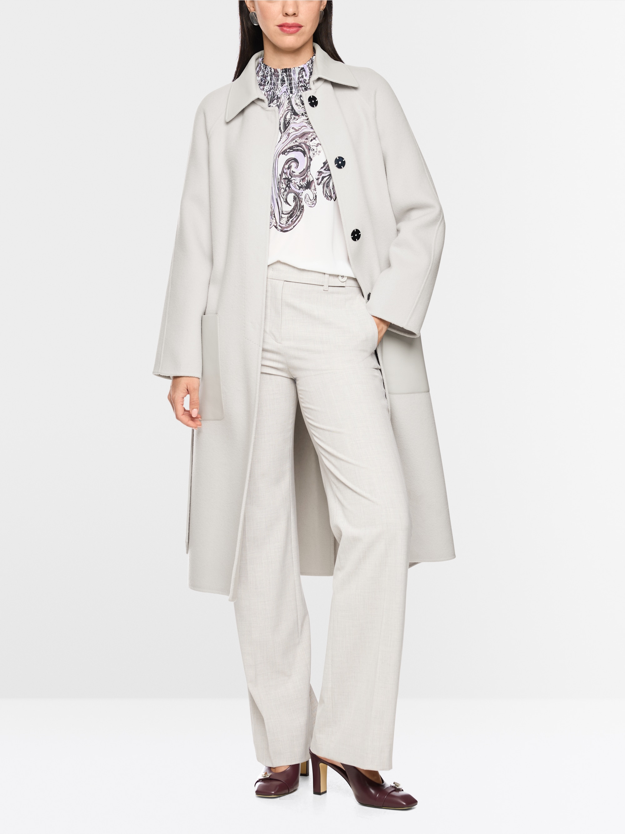 Short coat with leather details