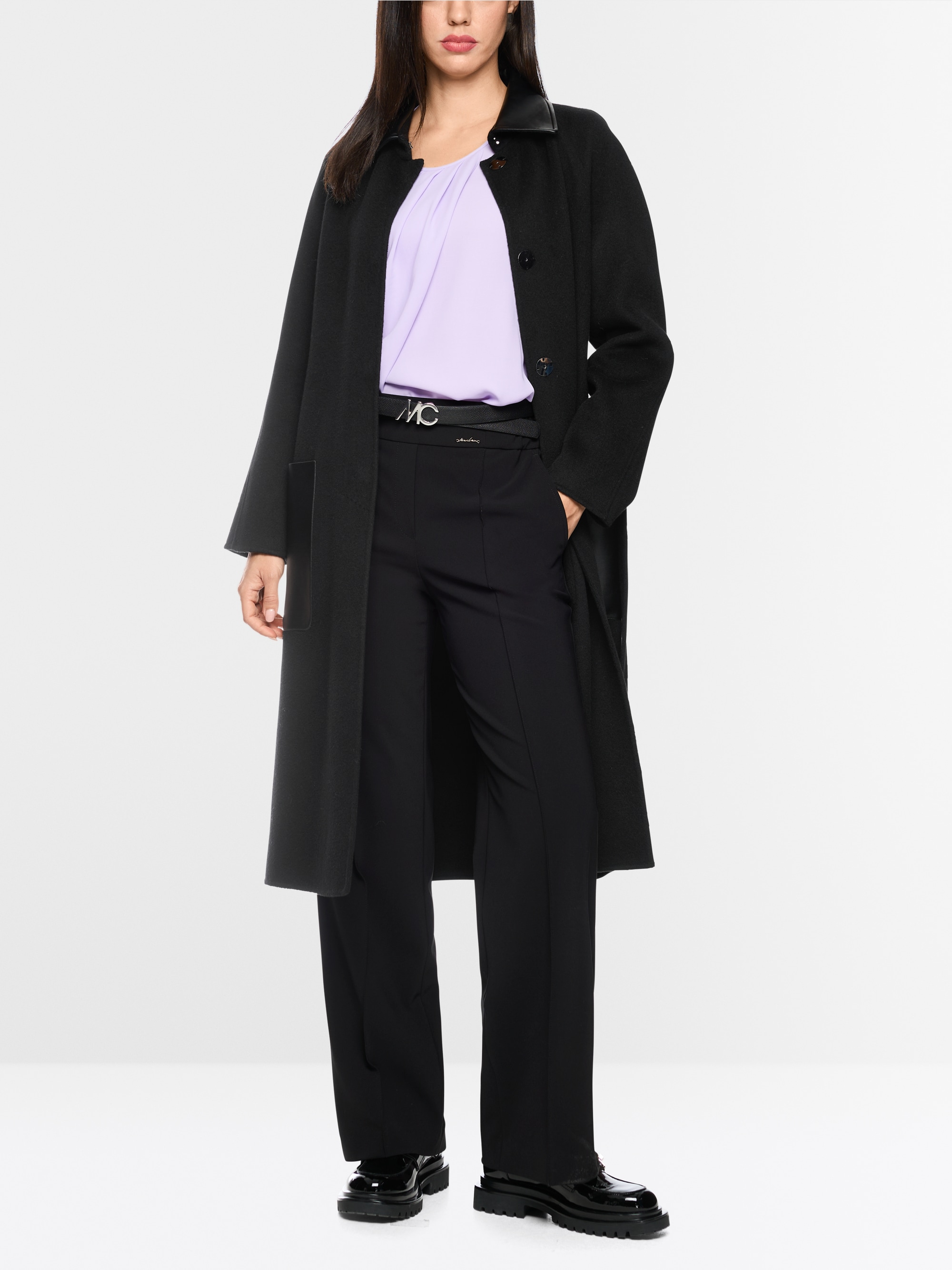 Short coat with leather details