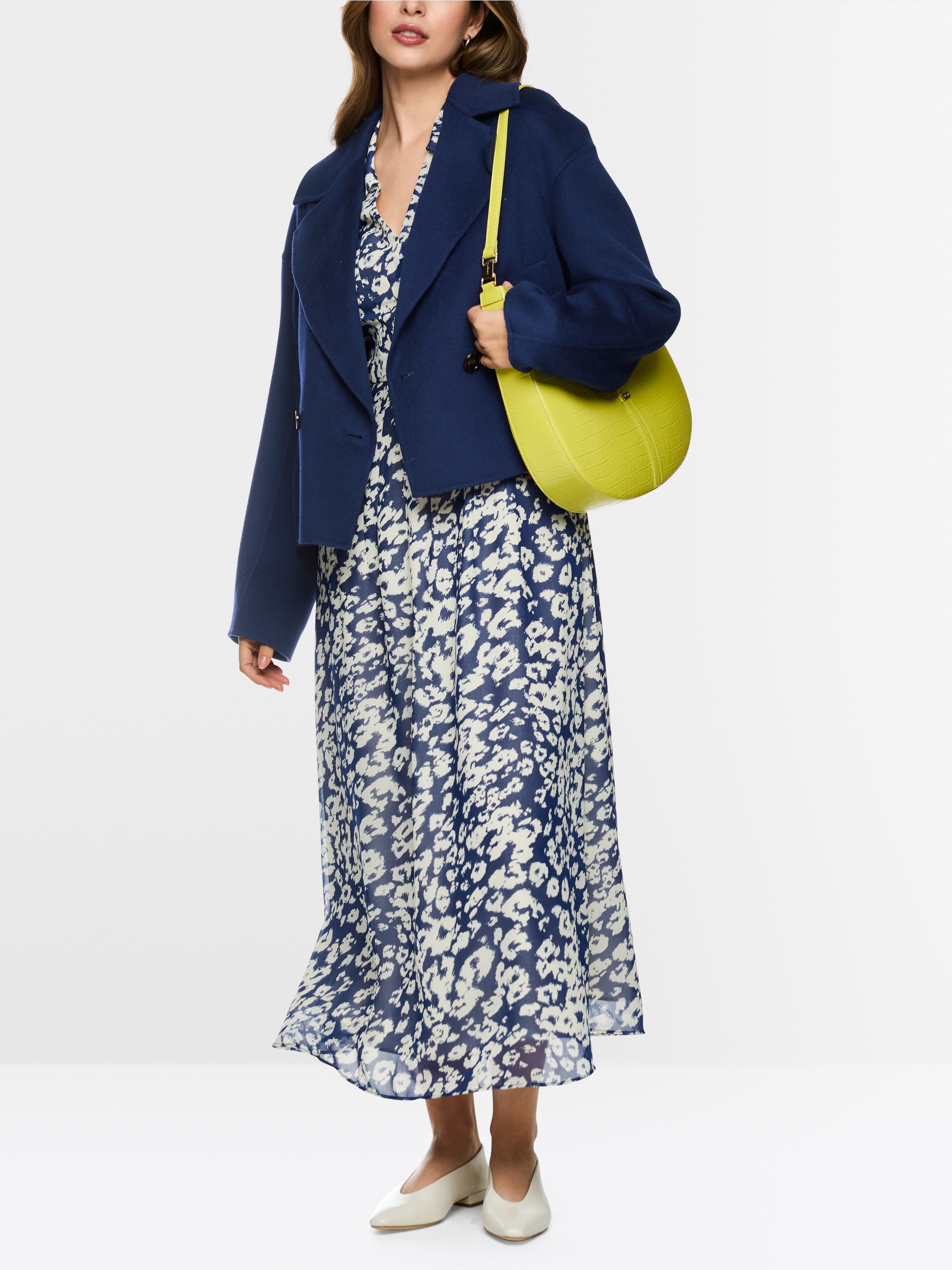 Short wool jacket