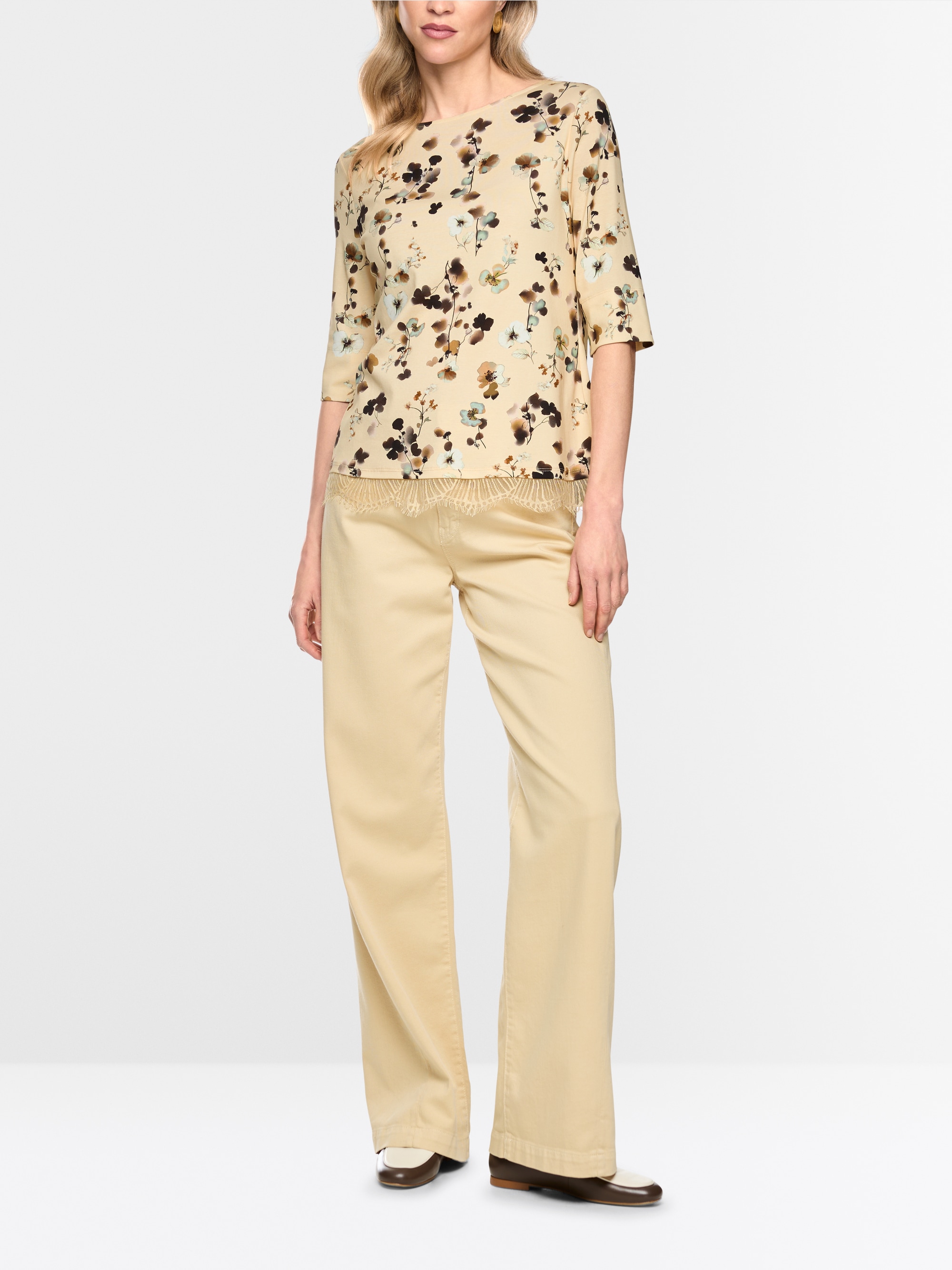 Floral shirt with lace trim