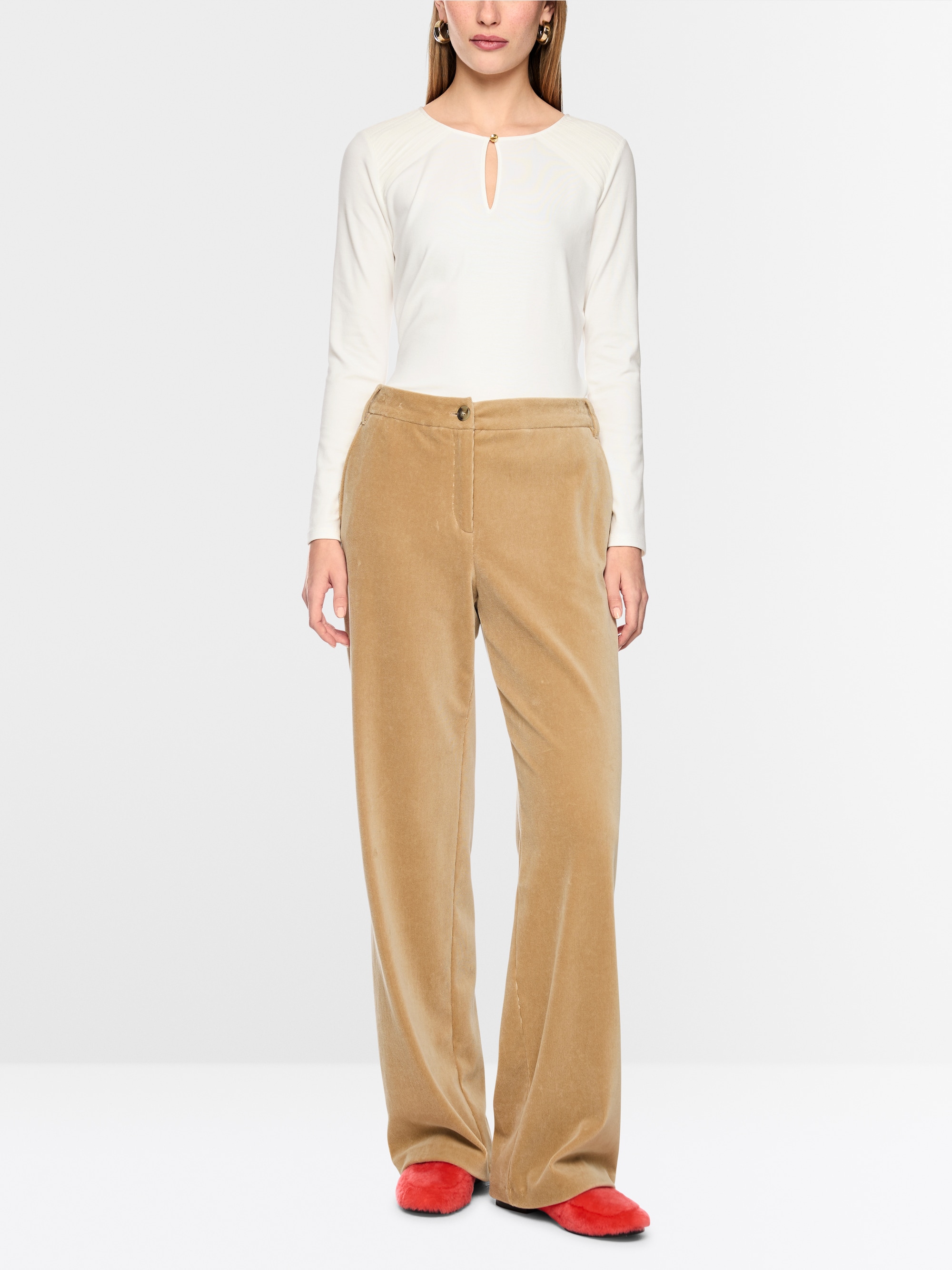 Shirt with silk piping