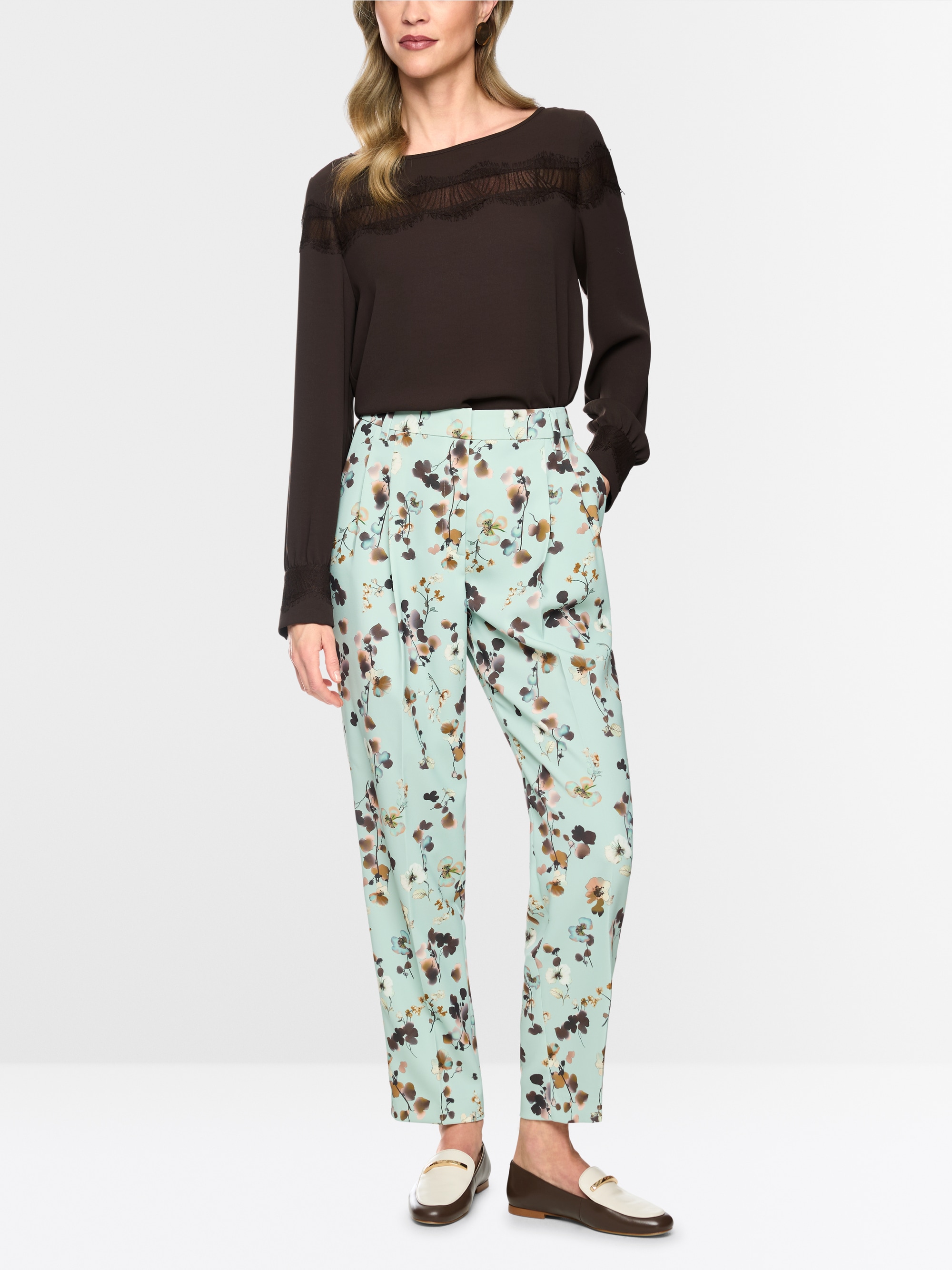 Blouse élégante en dentelle