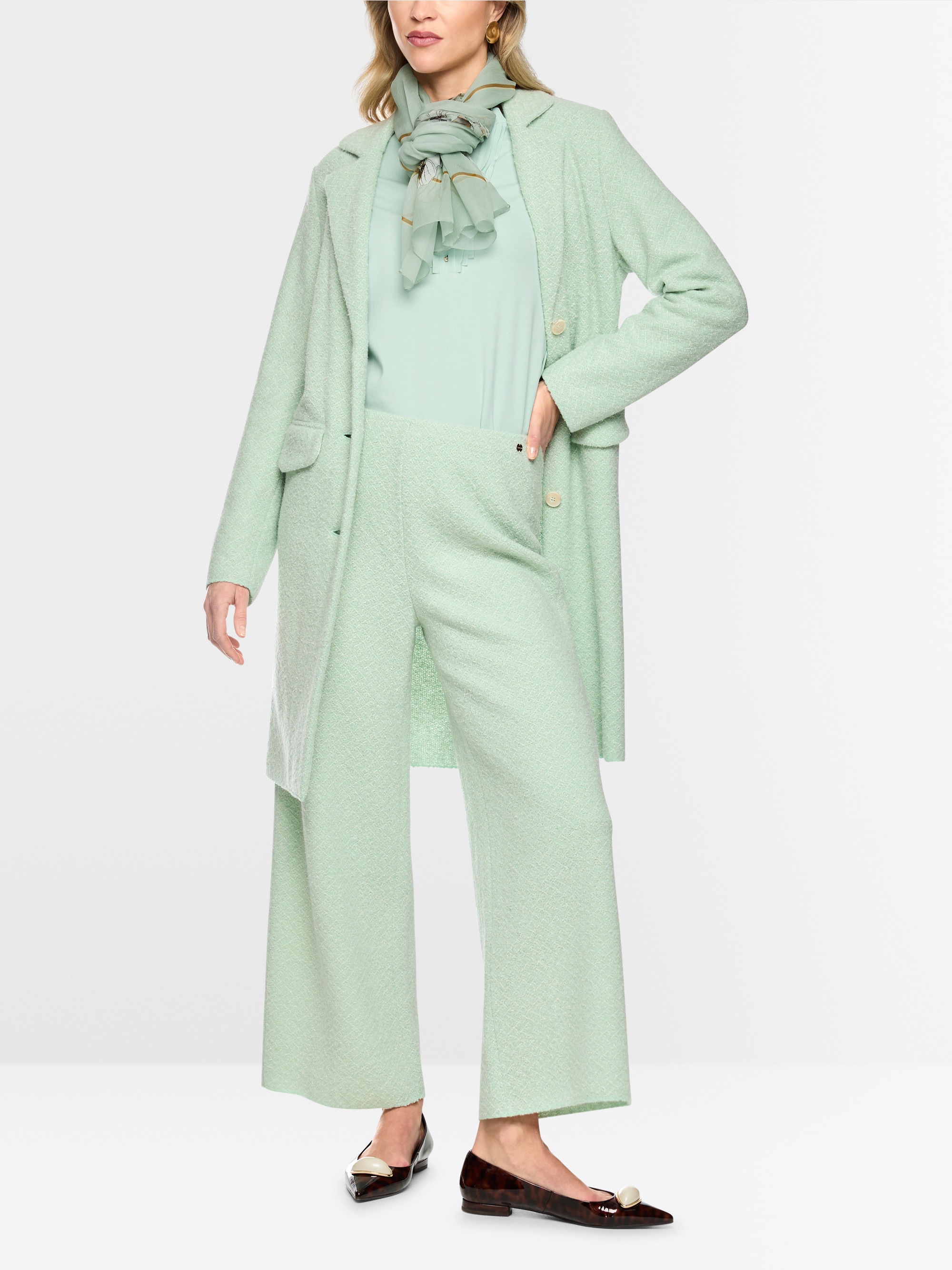 “Knitted in Germany” WELKOM trousers