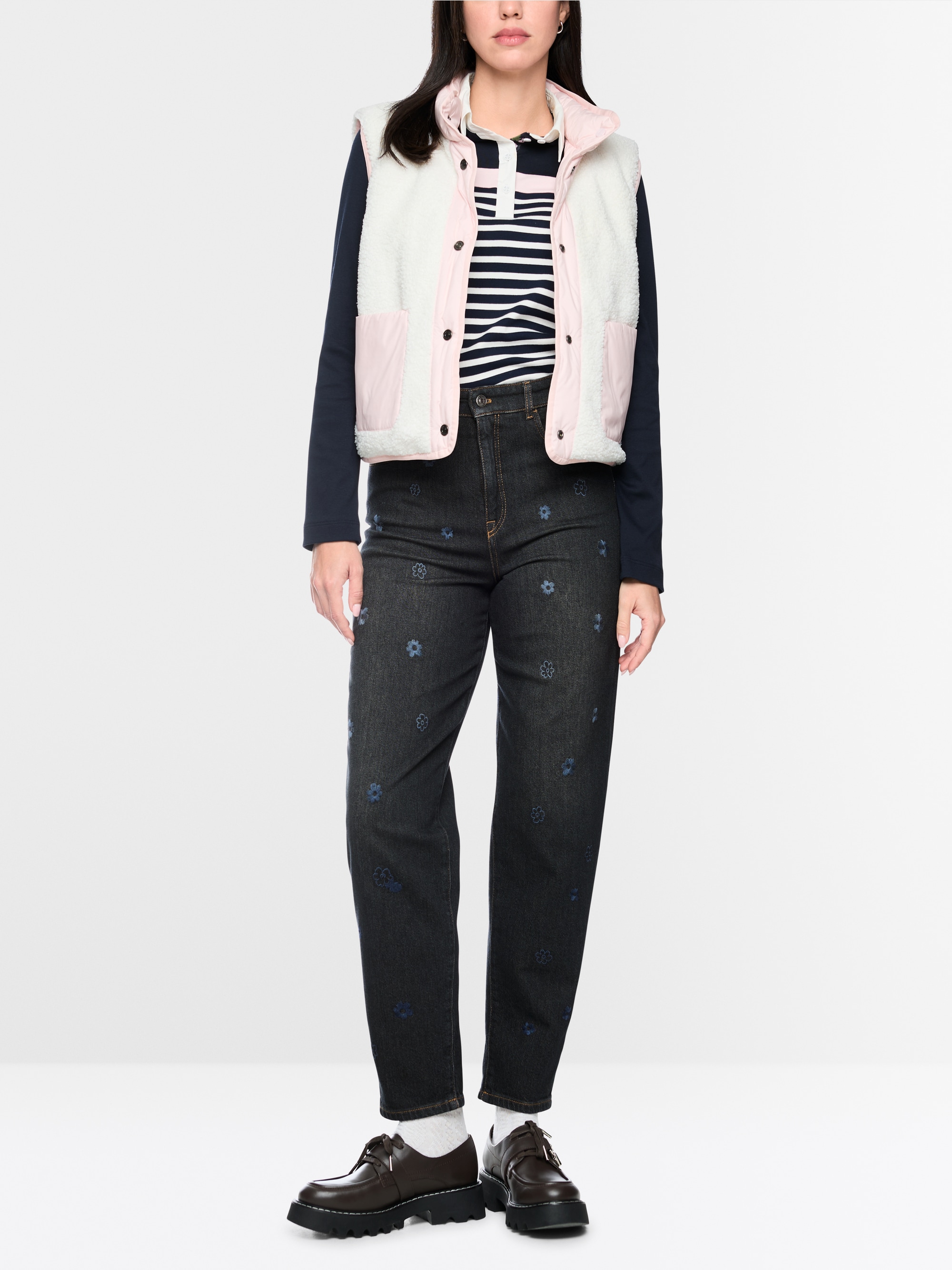 FEURA feminine fit jeans