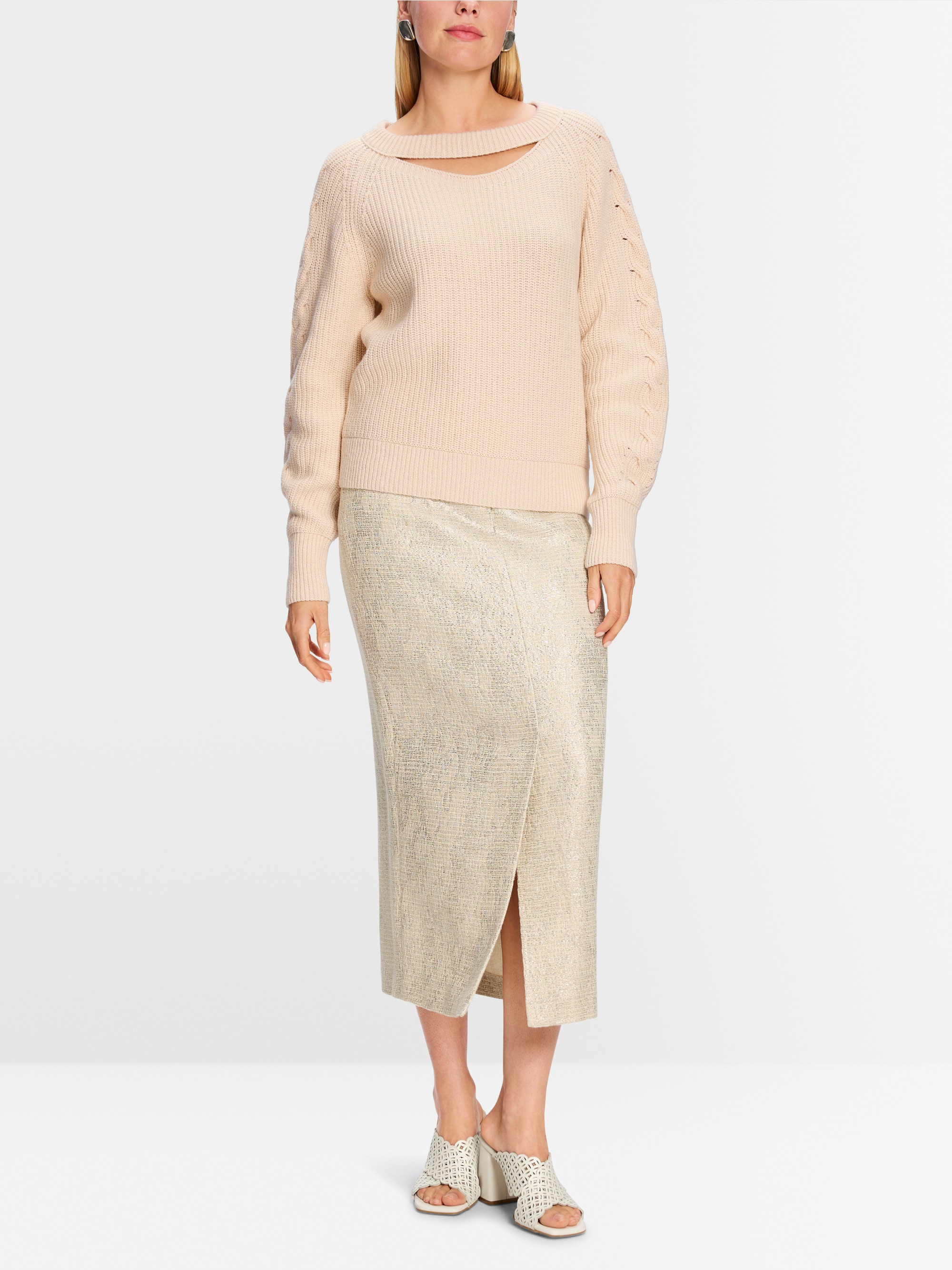 Pull découpé Knitted in Germany