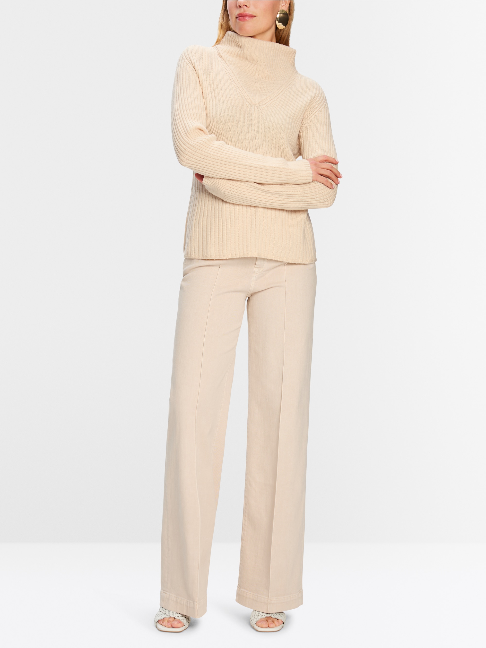 Stehkragen-Pullover Knitted in Germany