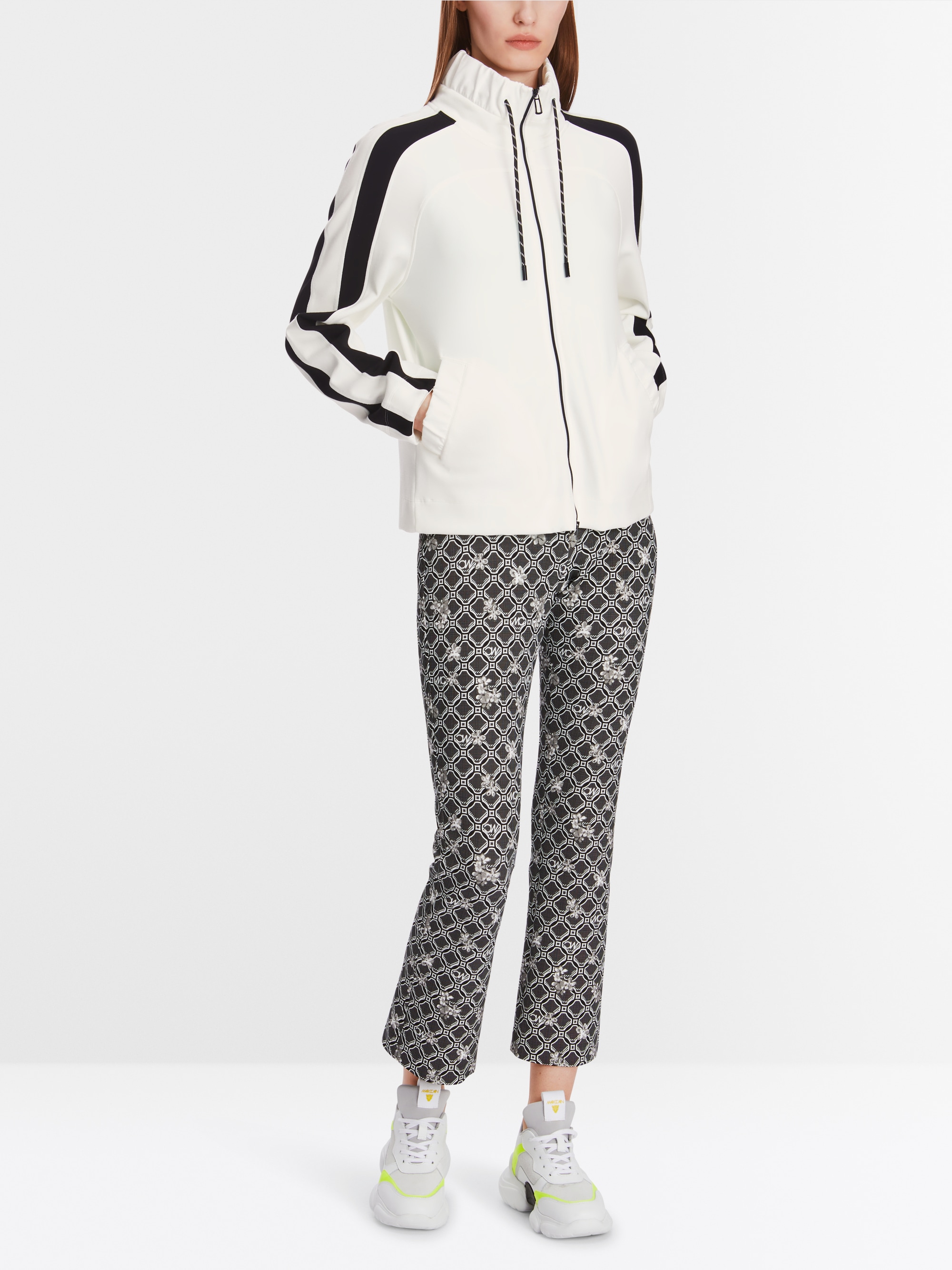 Veste zippée avec col à volants