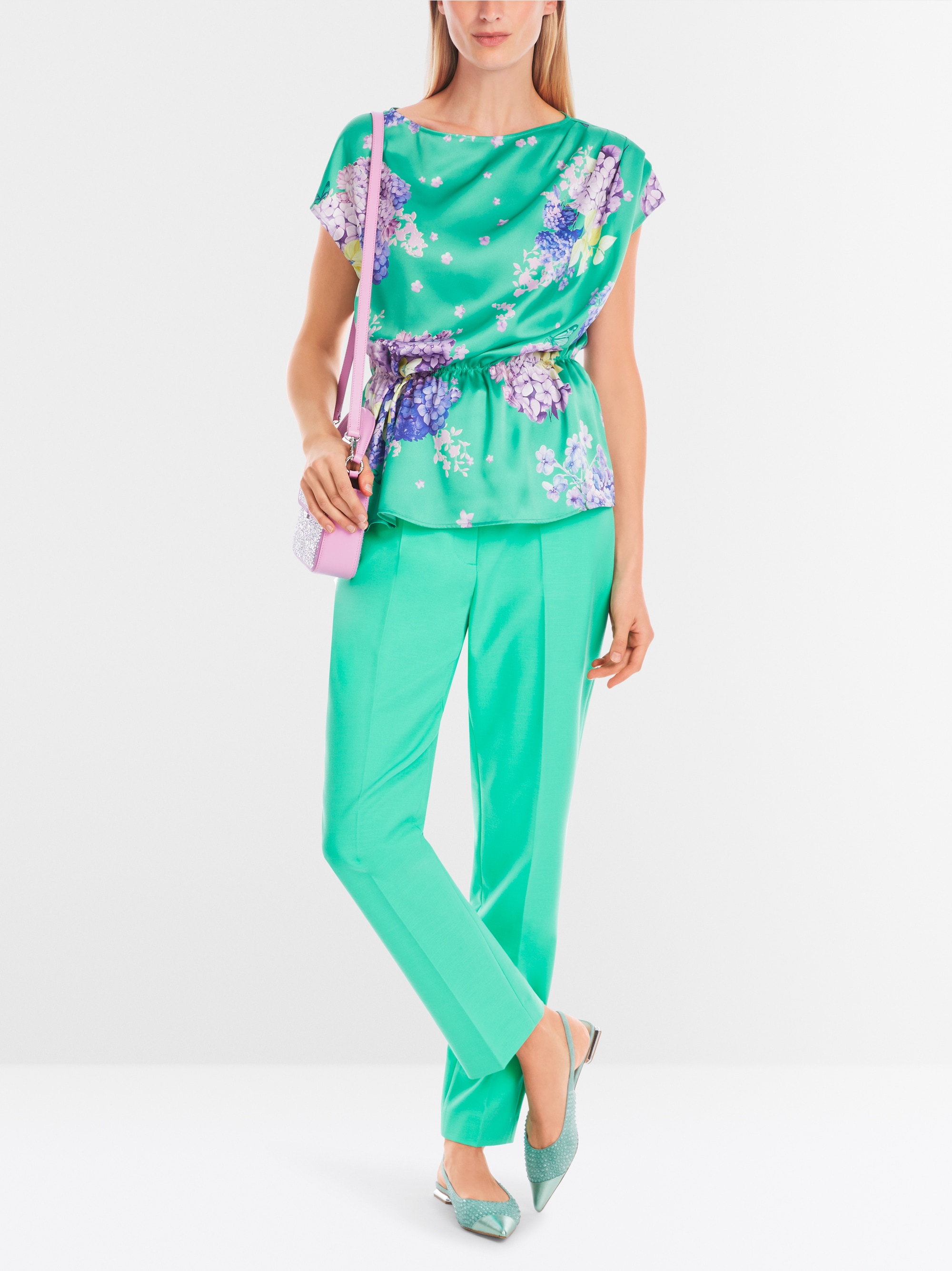 Satinbluse mit Print "Rethink Together"