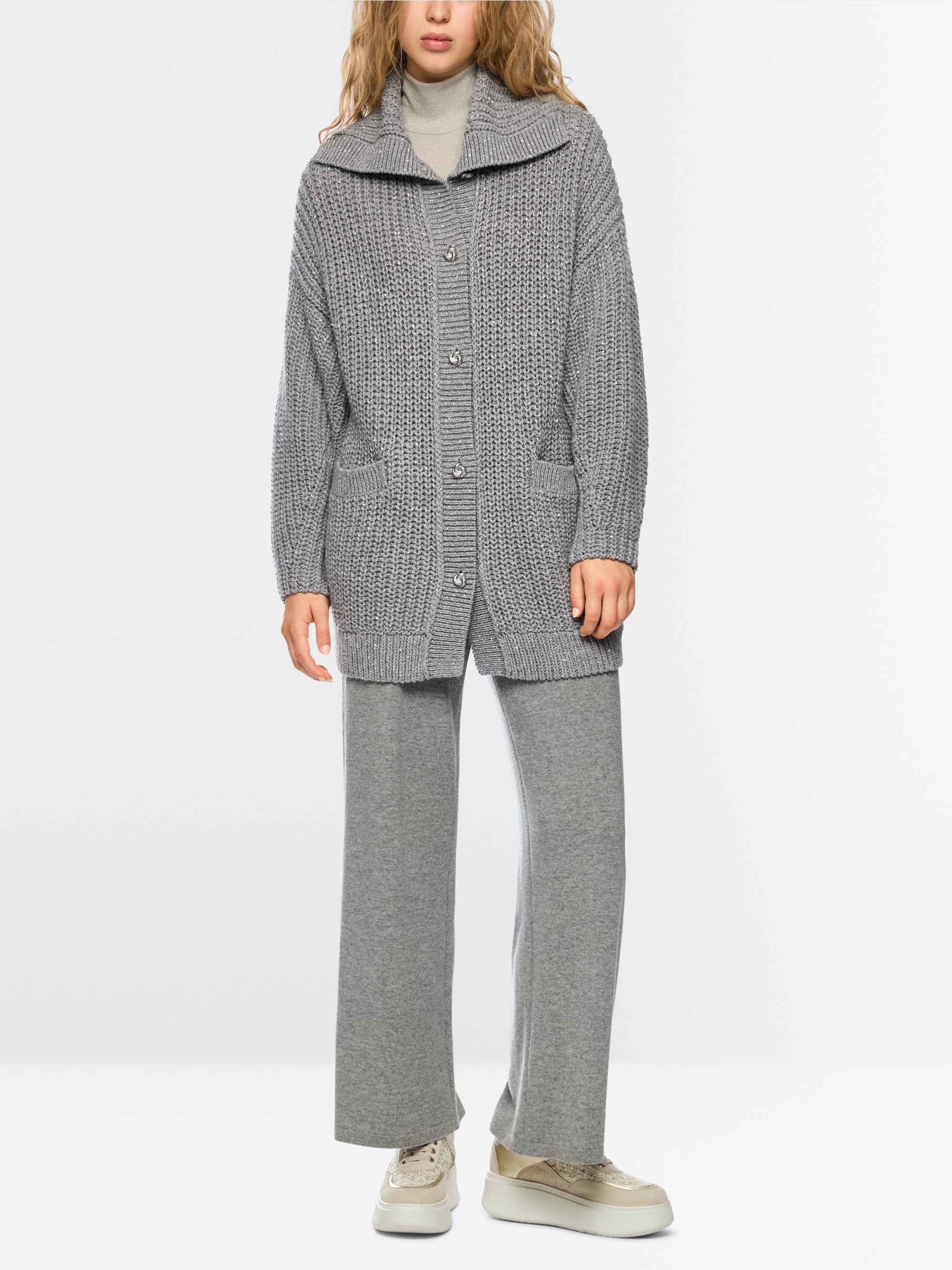 Cardigan Tricoté en Allemagne