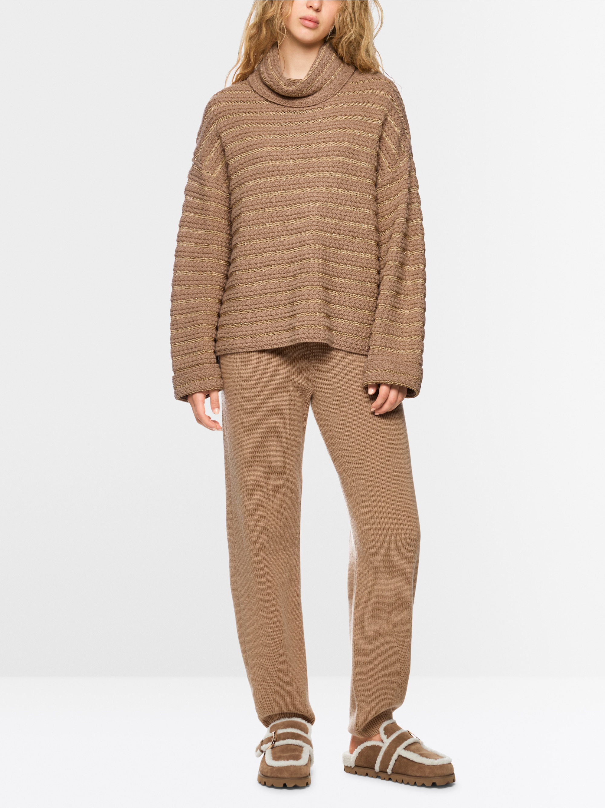 Rollkragenpullover Knitted in Germany