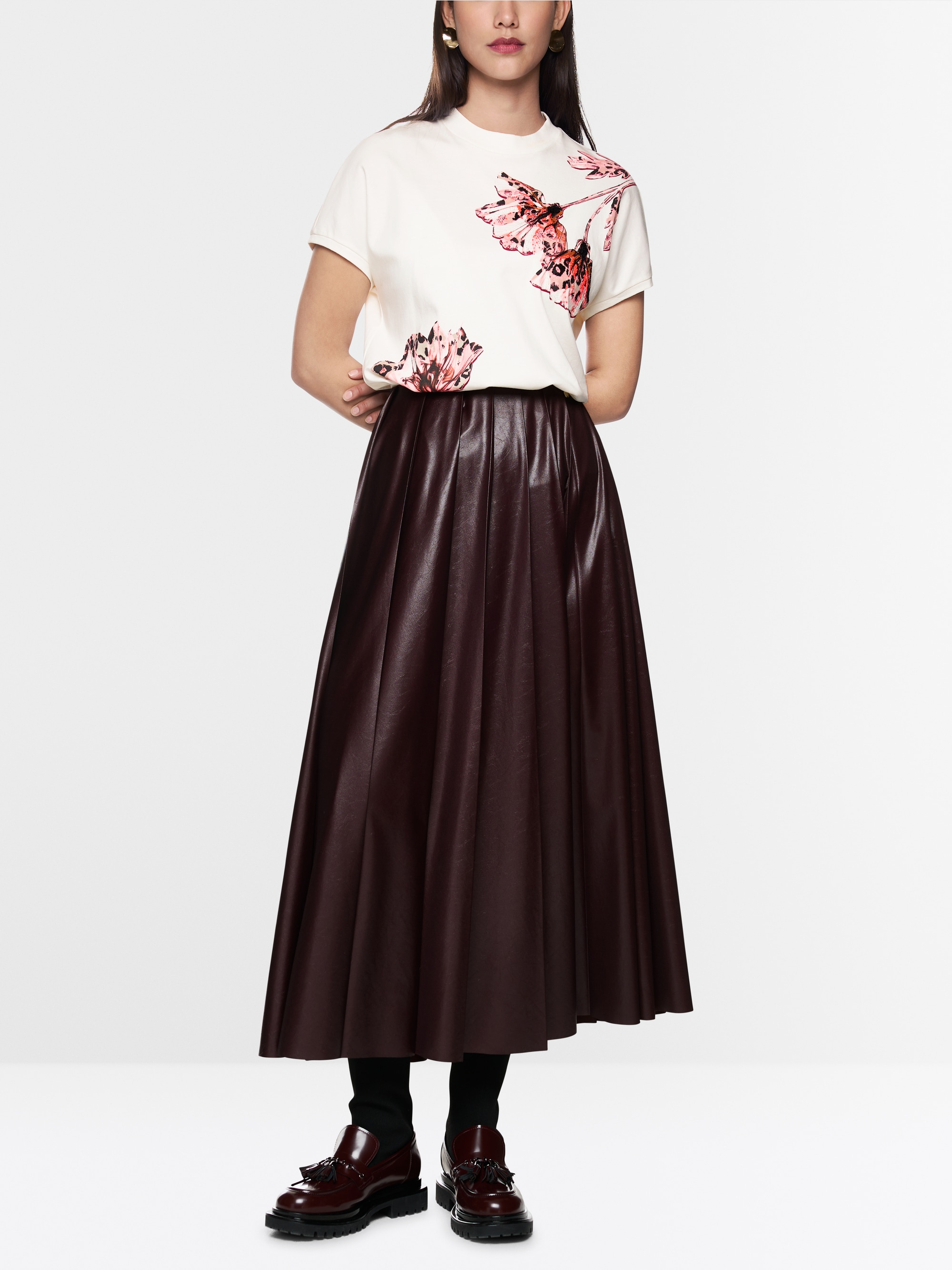 Gebloemd T-shirt met parelddetails
