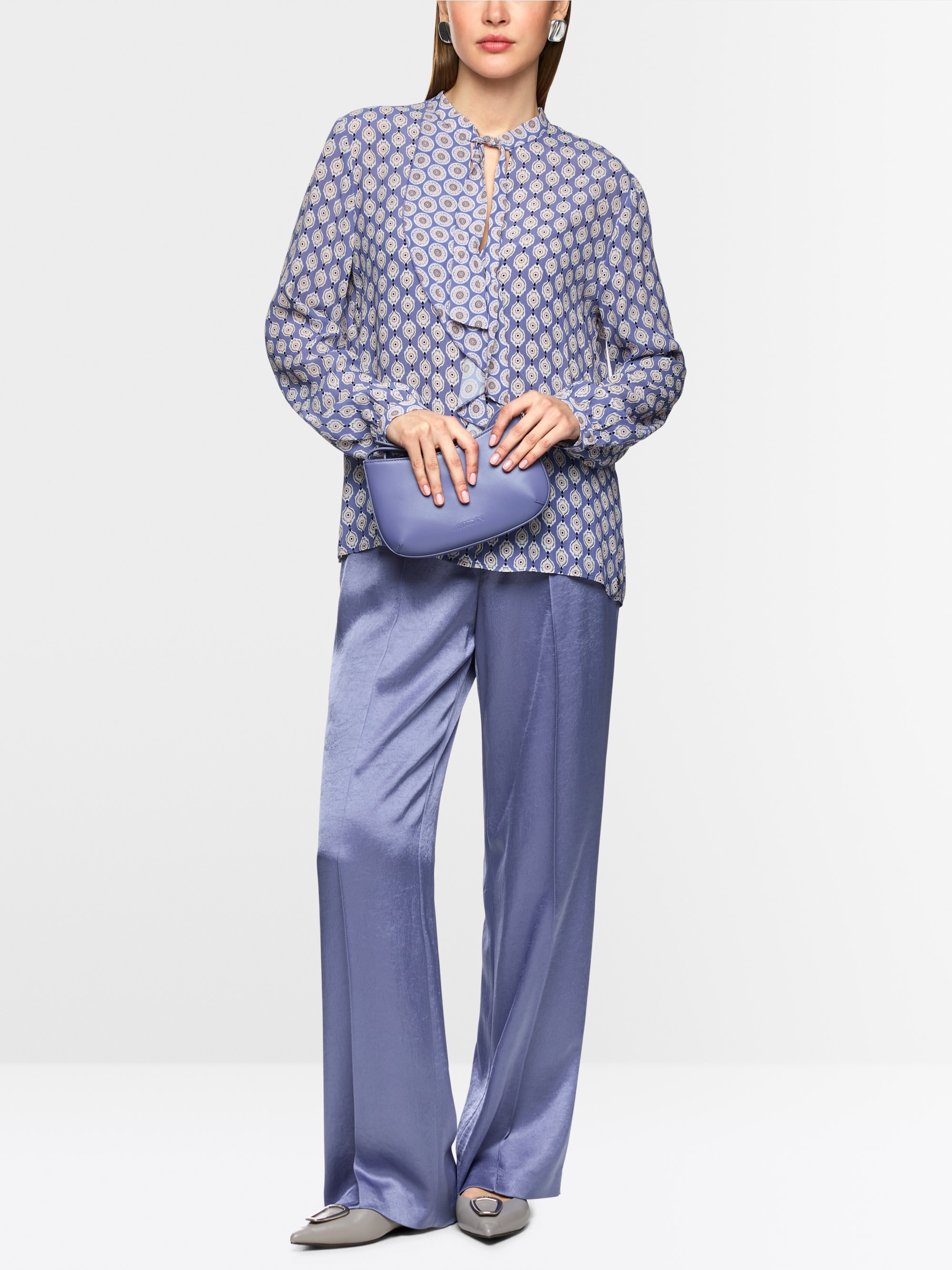 Luftige Schluppen-Bluse mit Volant