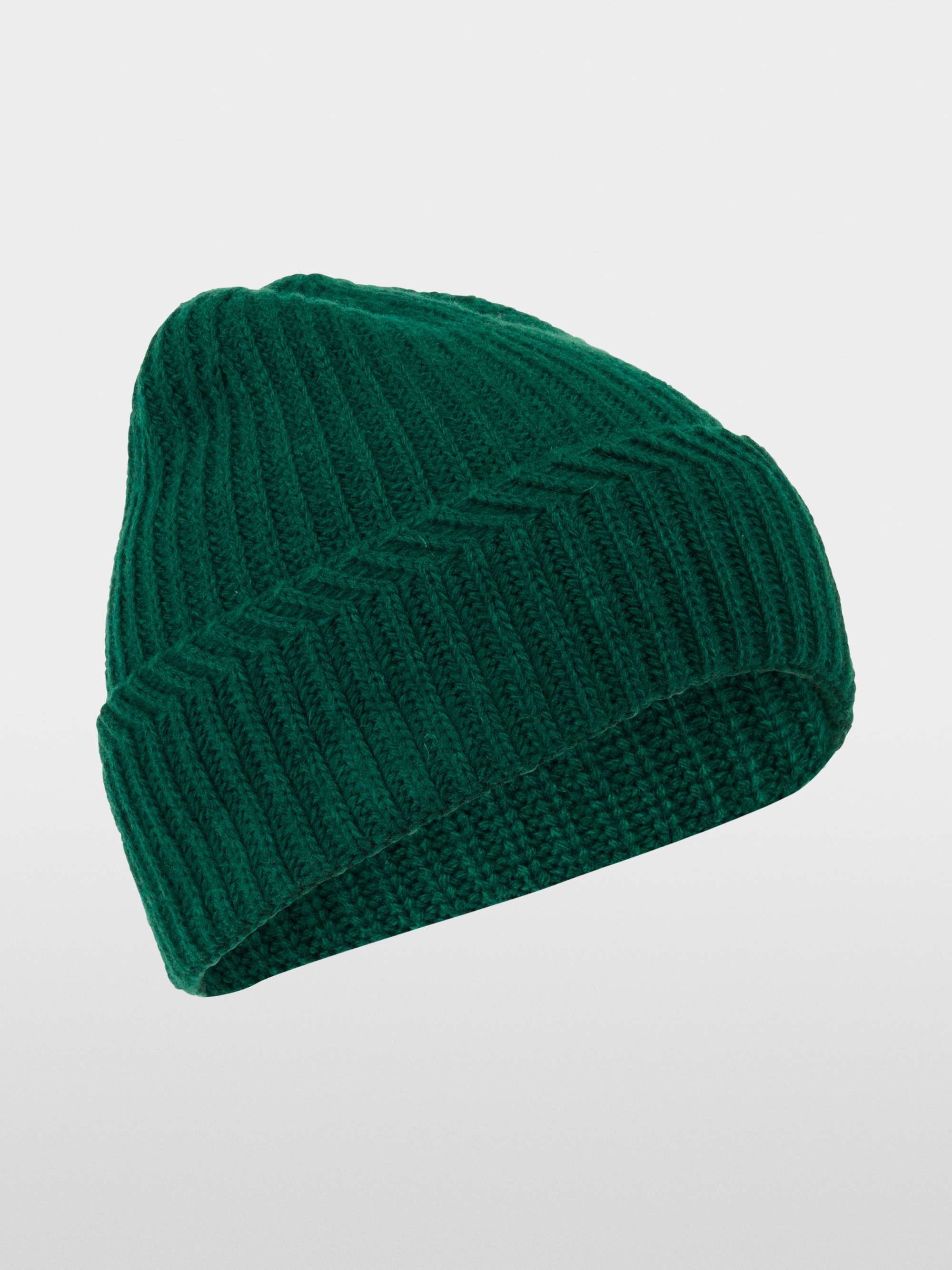 Chunky knit hat in wool blend