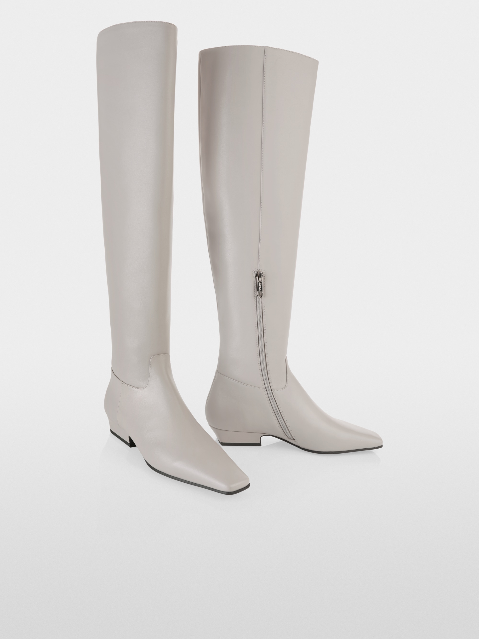 Bottes à tige longue en cuir