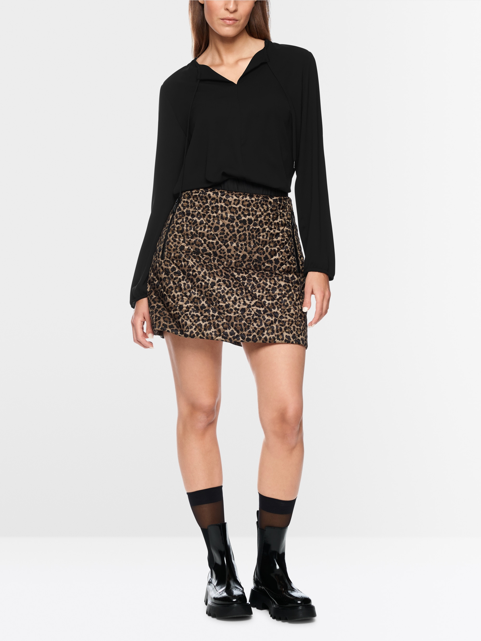 Flowing slip-on blouse with bow