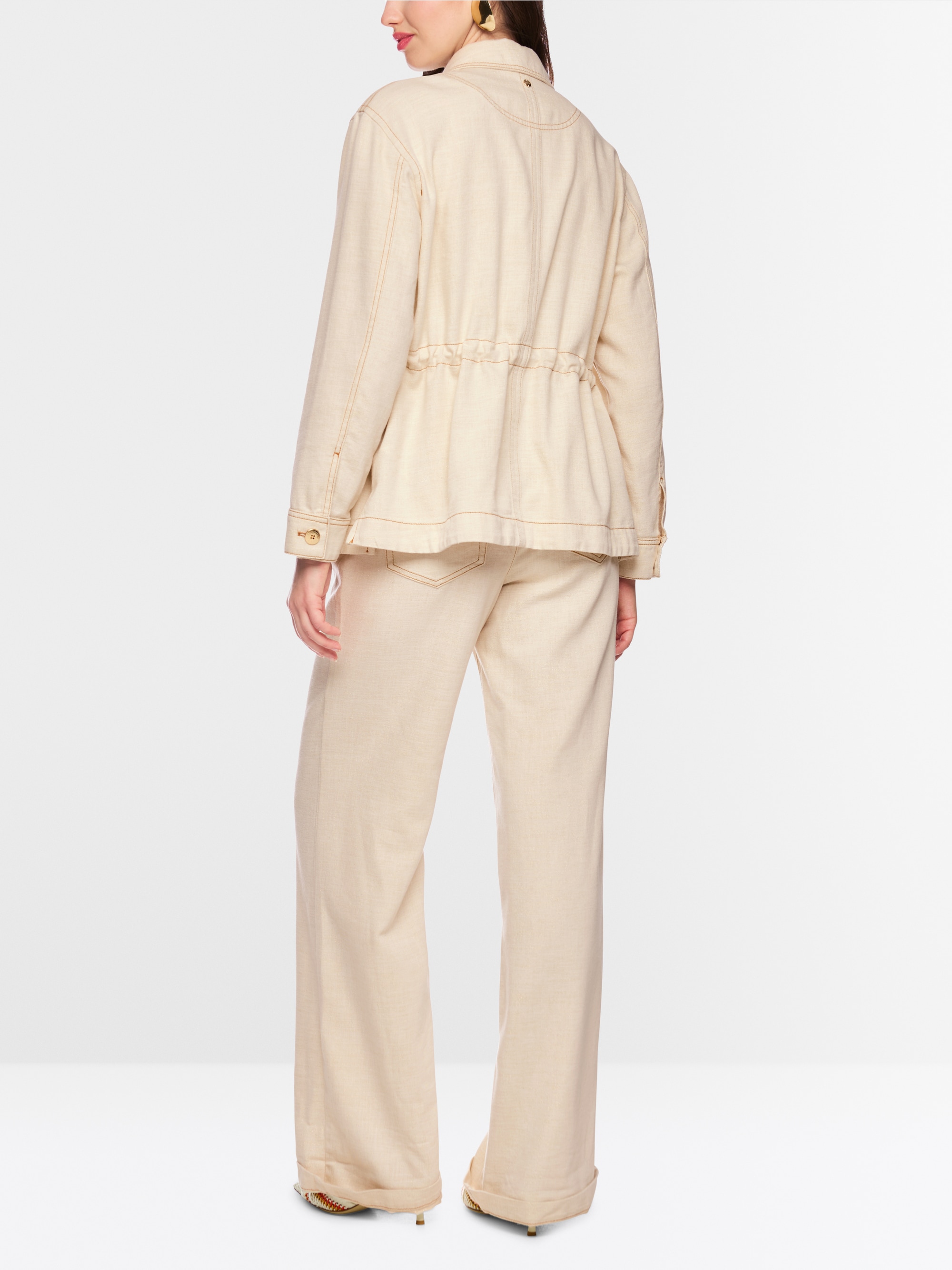 Fitted jacket with shimmer effect