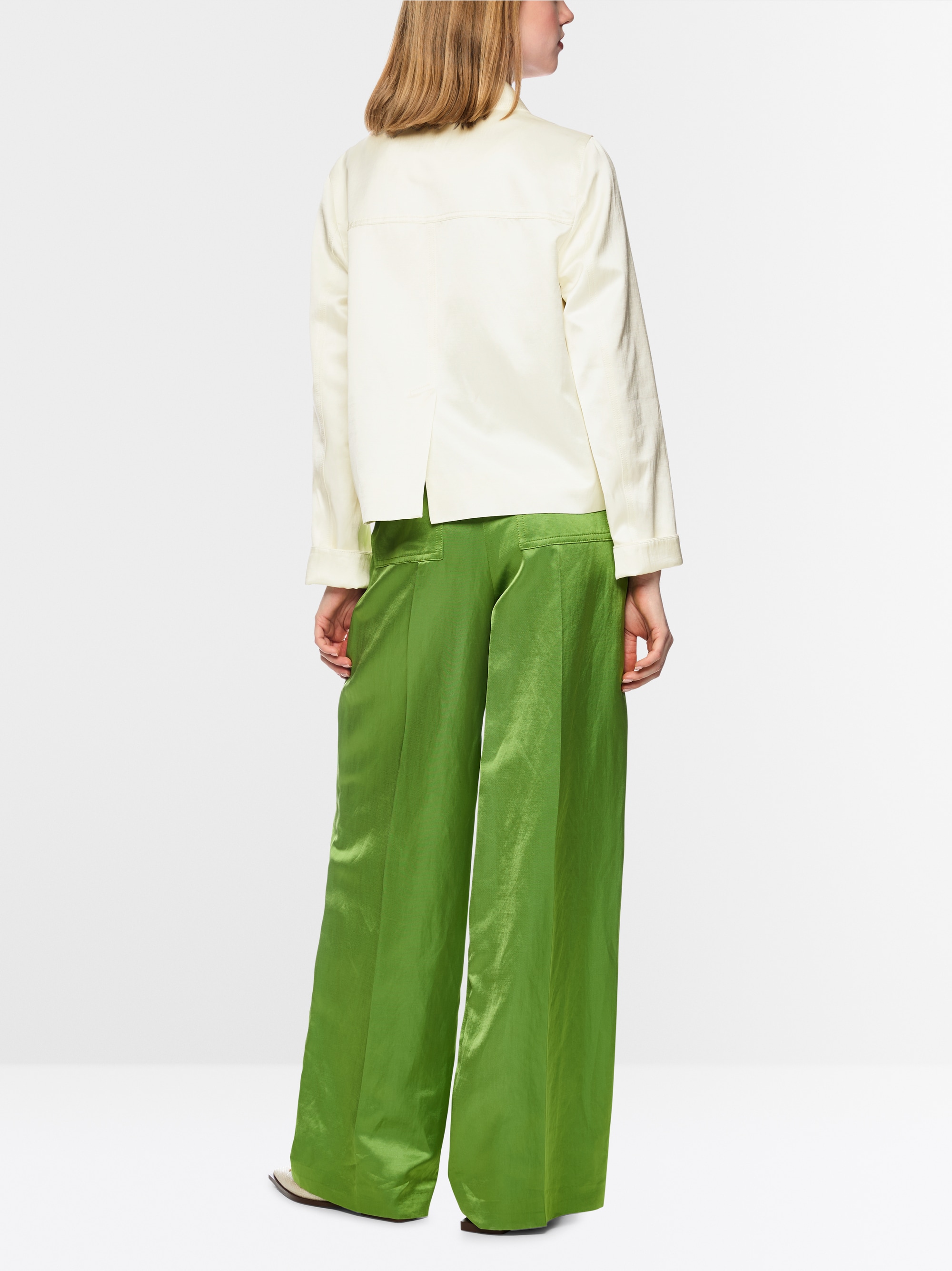 Shimmering material mix jacket