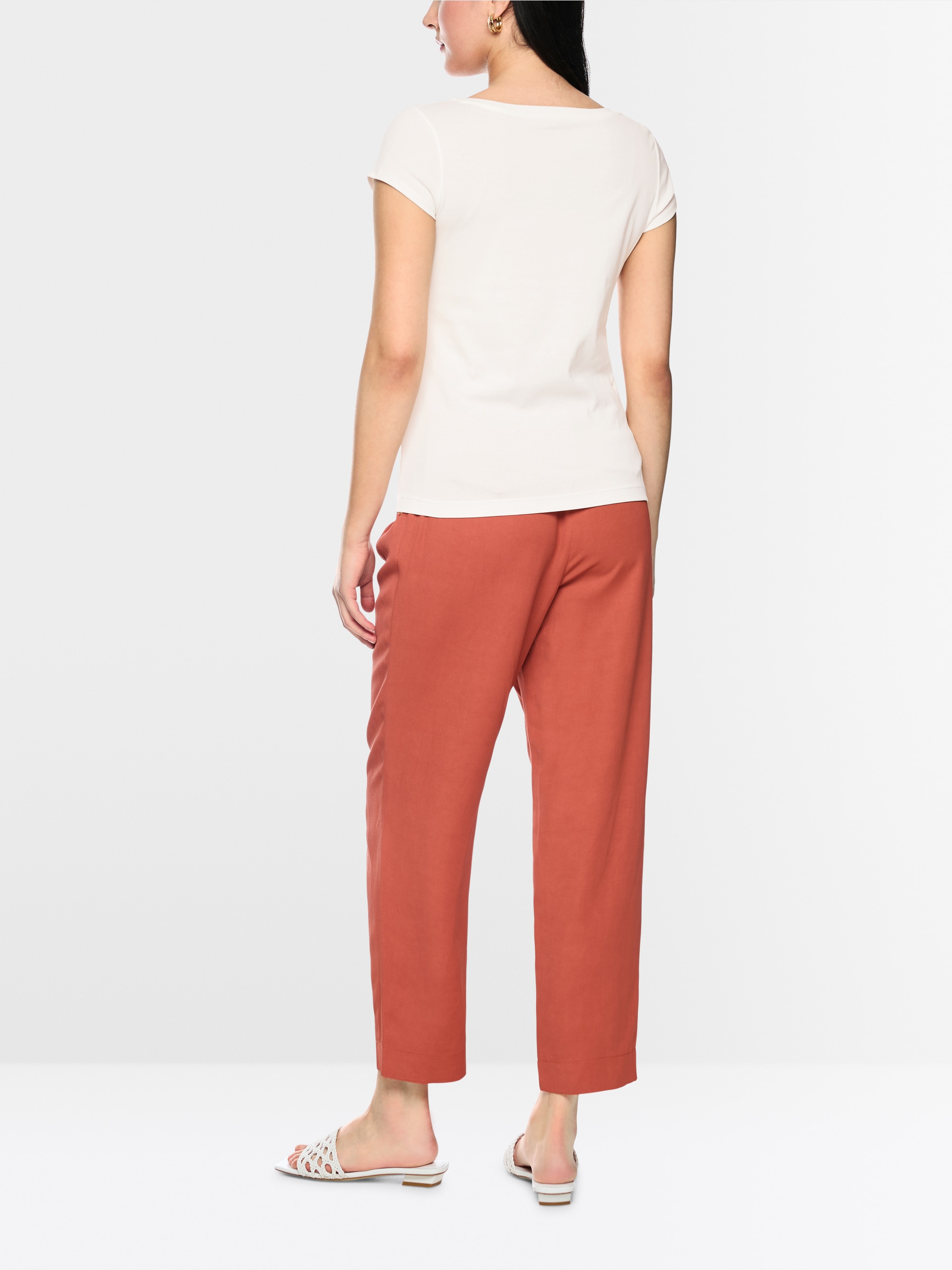 Basic shirt made from stretch cotton