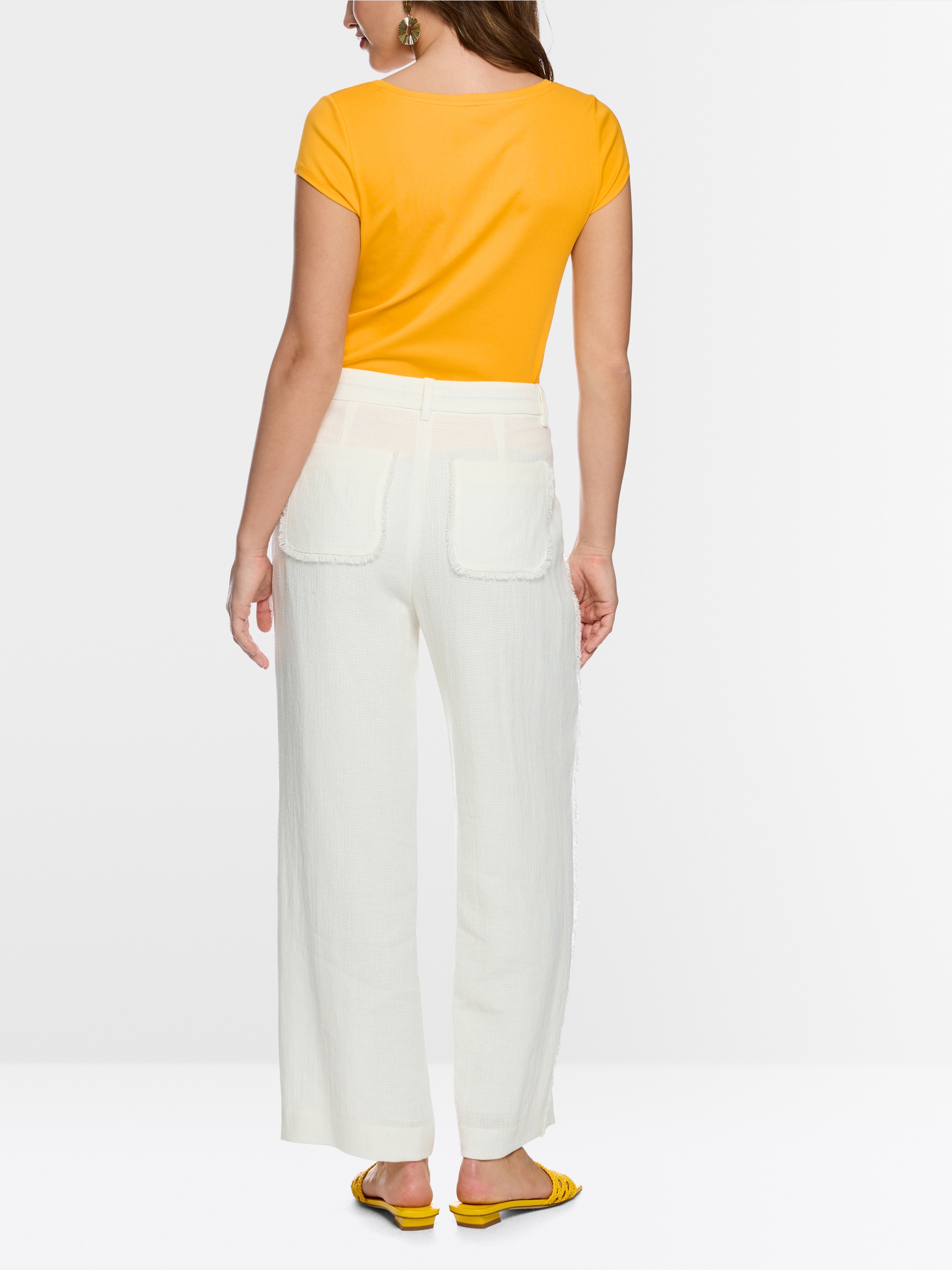 Basic shirt made from stretch cotton