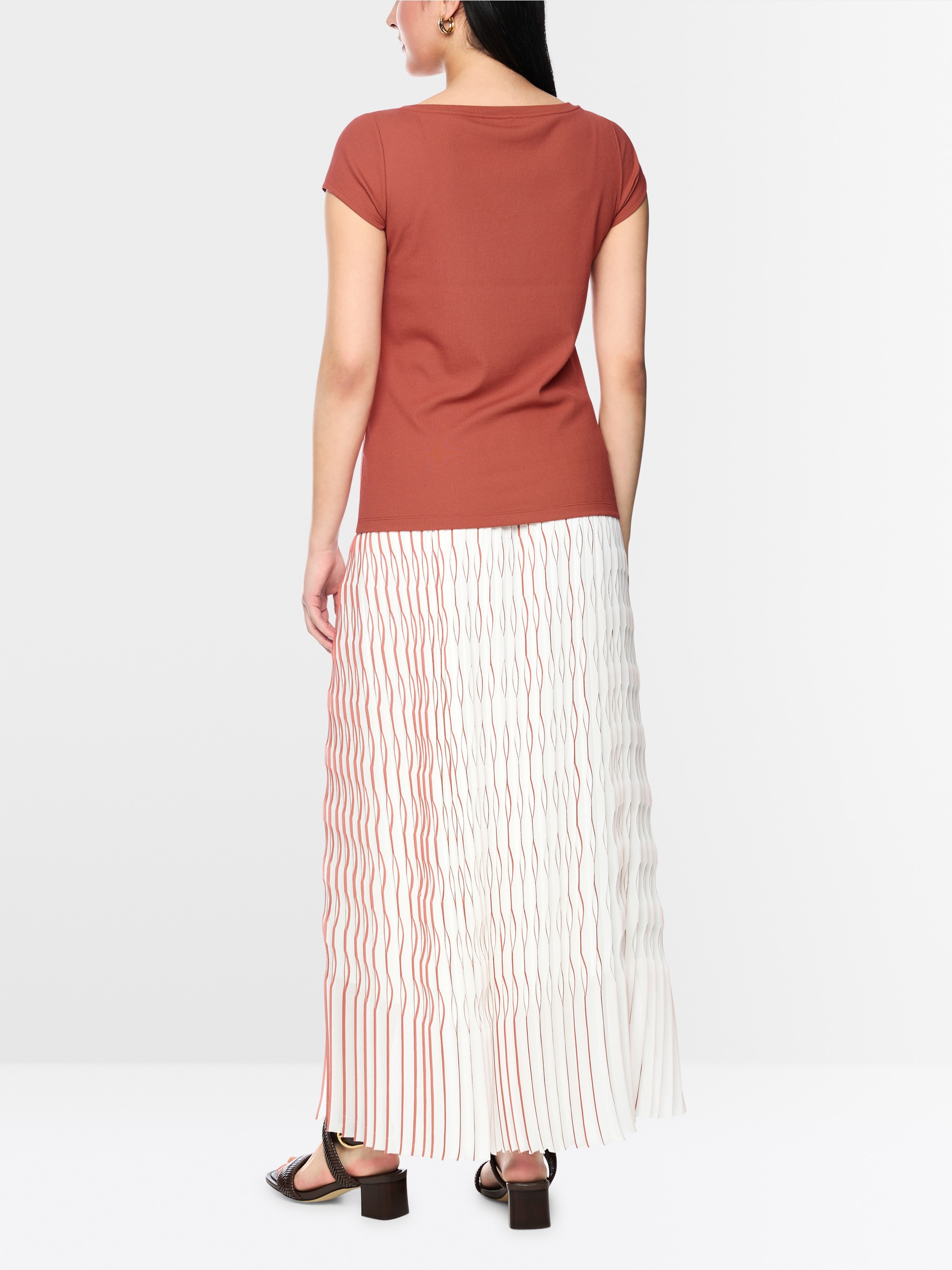 Stretch cotton shirt with cut-out