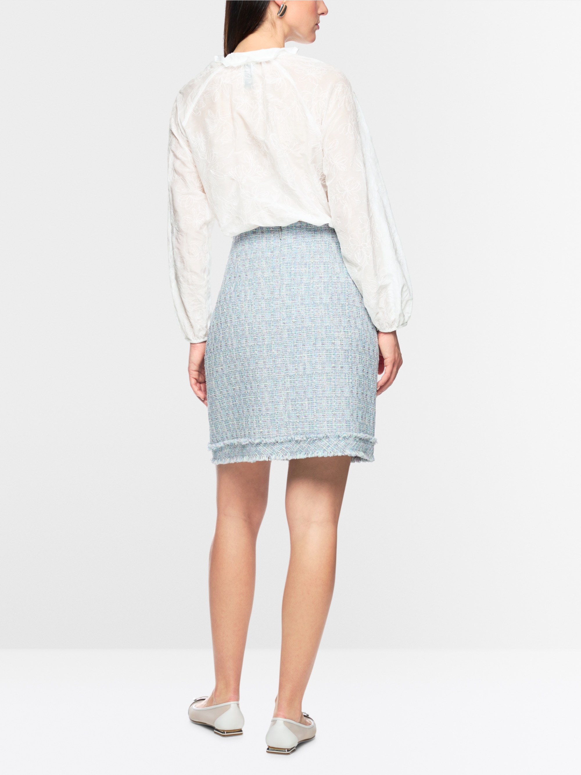 Light tunic with embroidery & ruffles