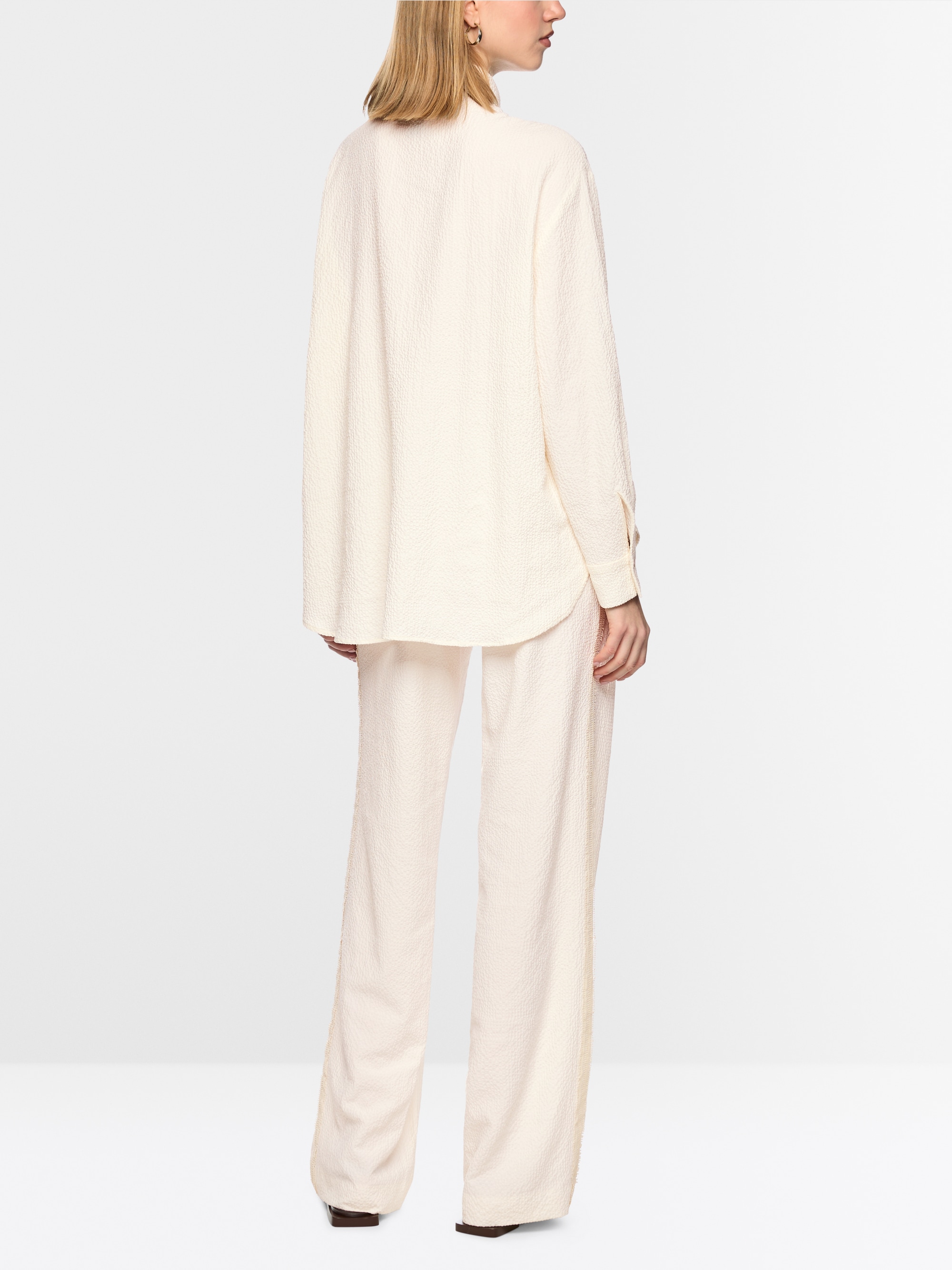 Blouse with textured pattern