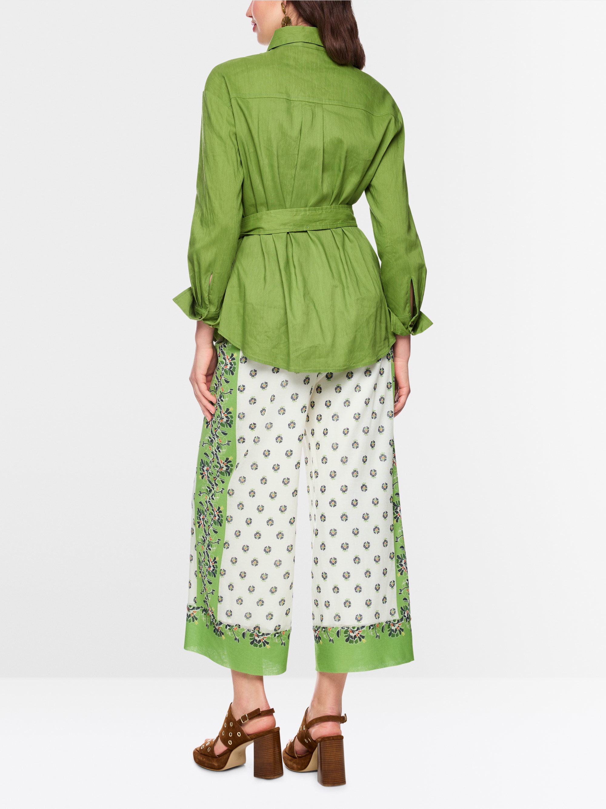 Linen-viscose blend safari blouse