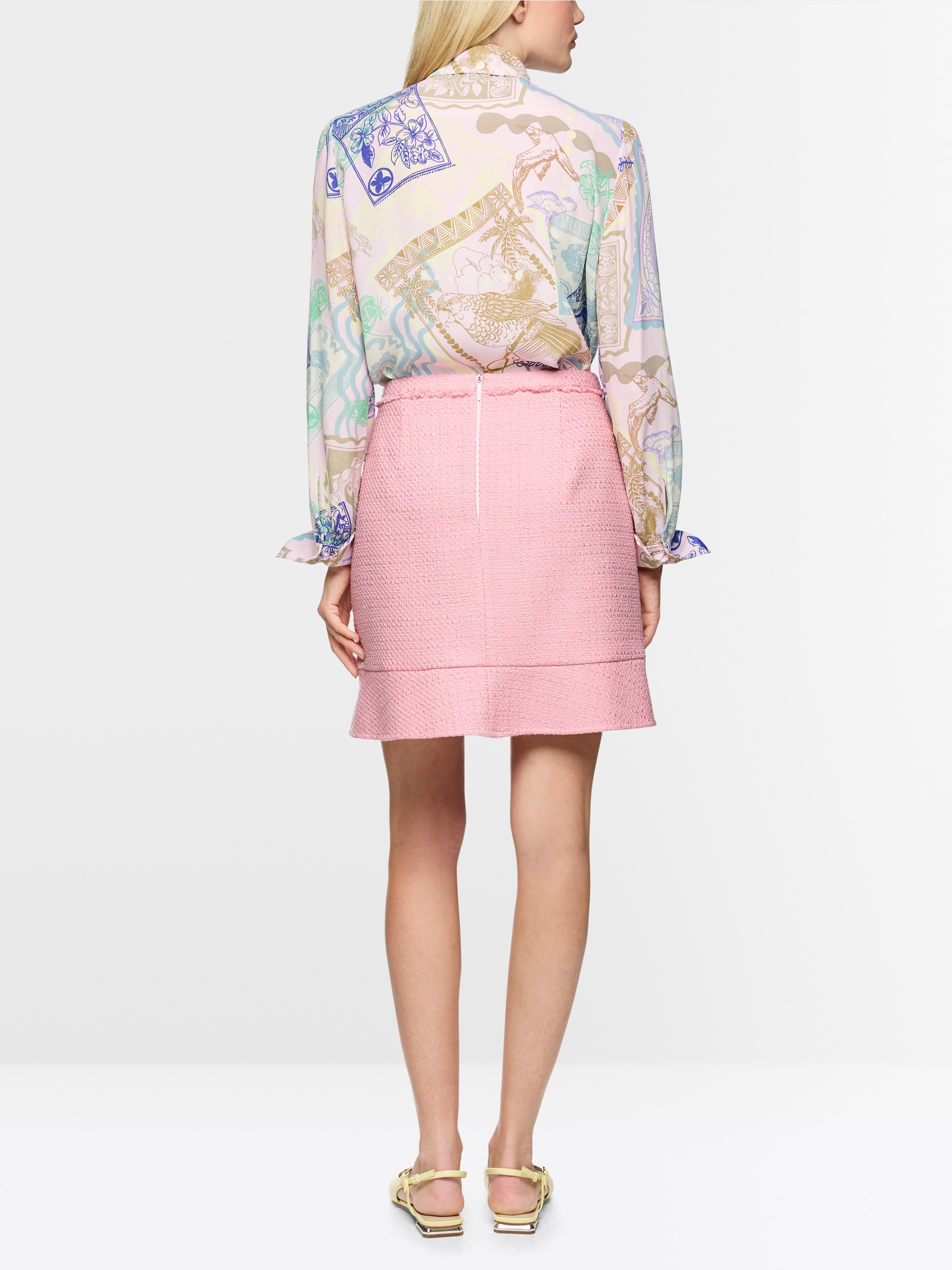 Jupe courte à volants