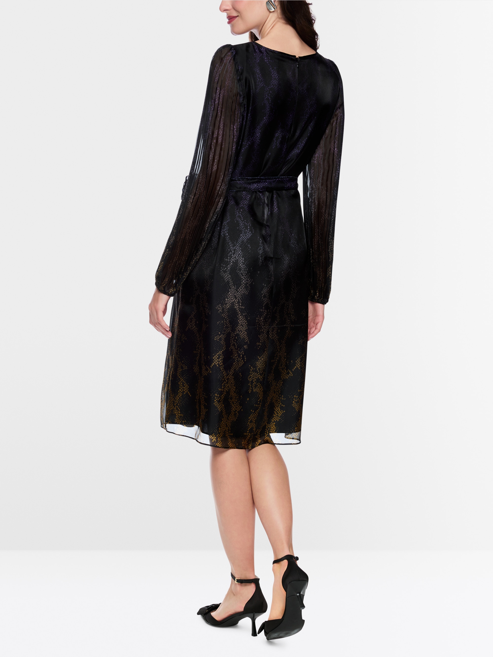 Robe à imprimé serpent et manches plissées