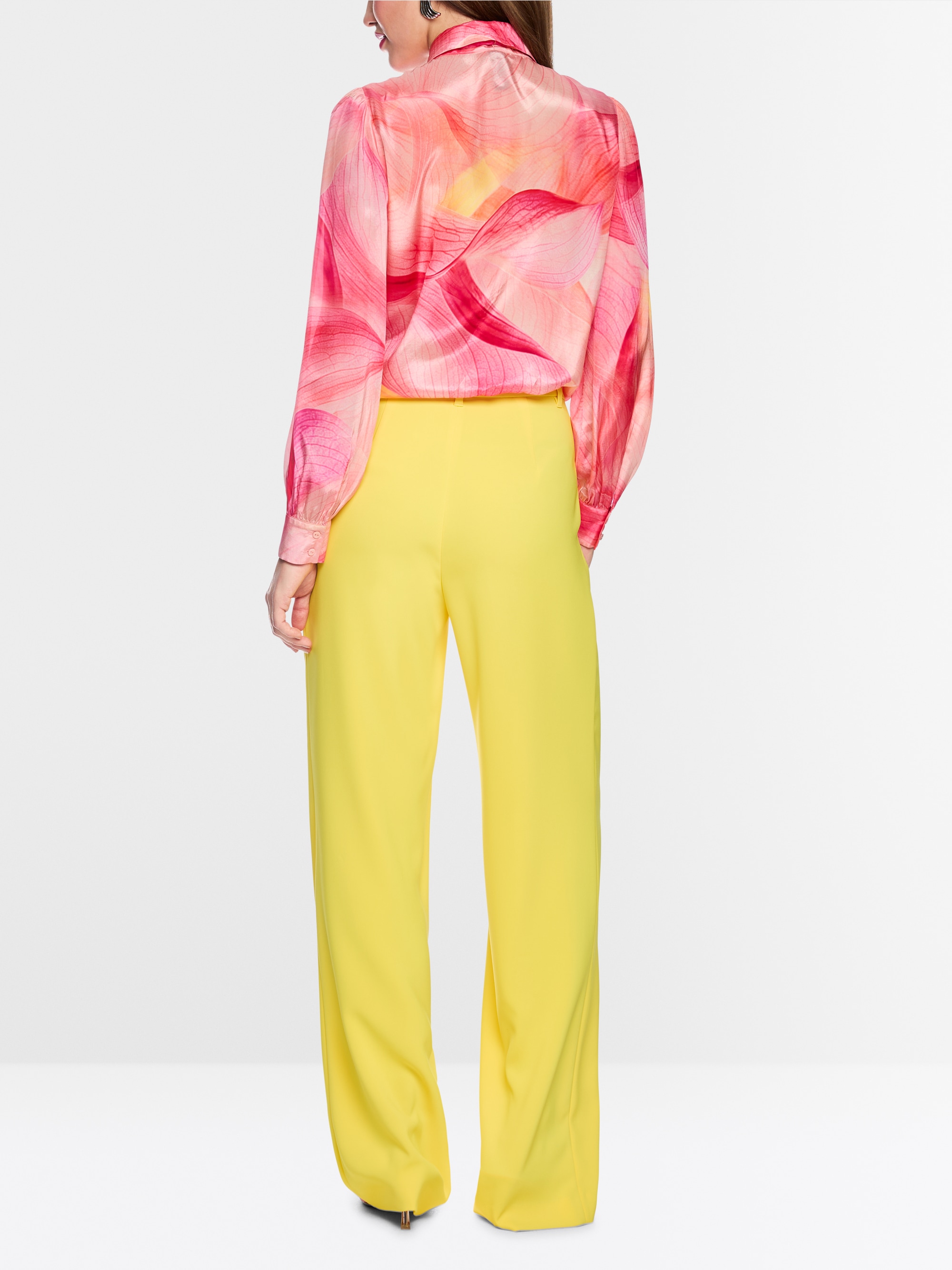 Blouse with calla lily print