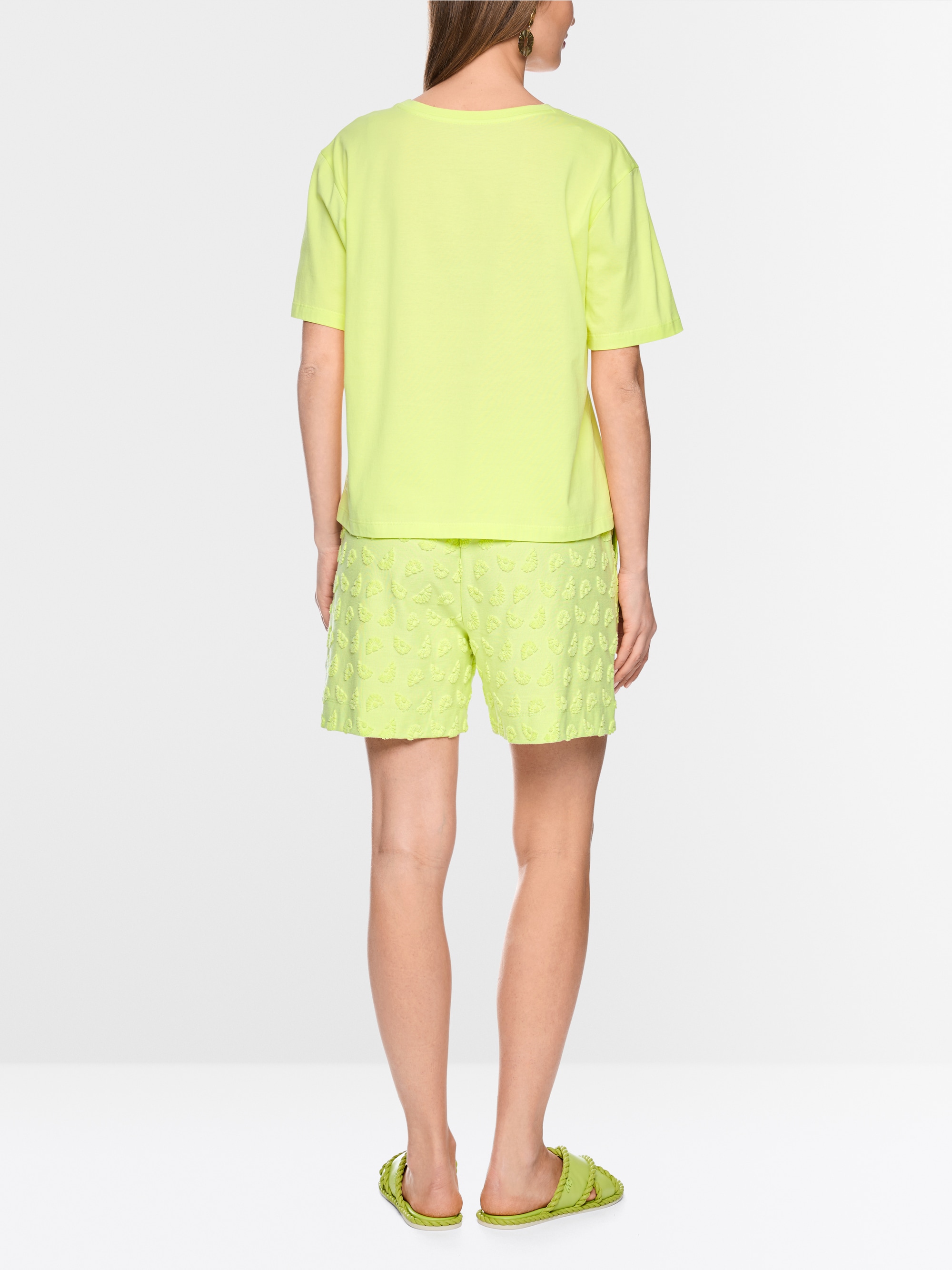 T-shirt with ‘Rethink Together’ print