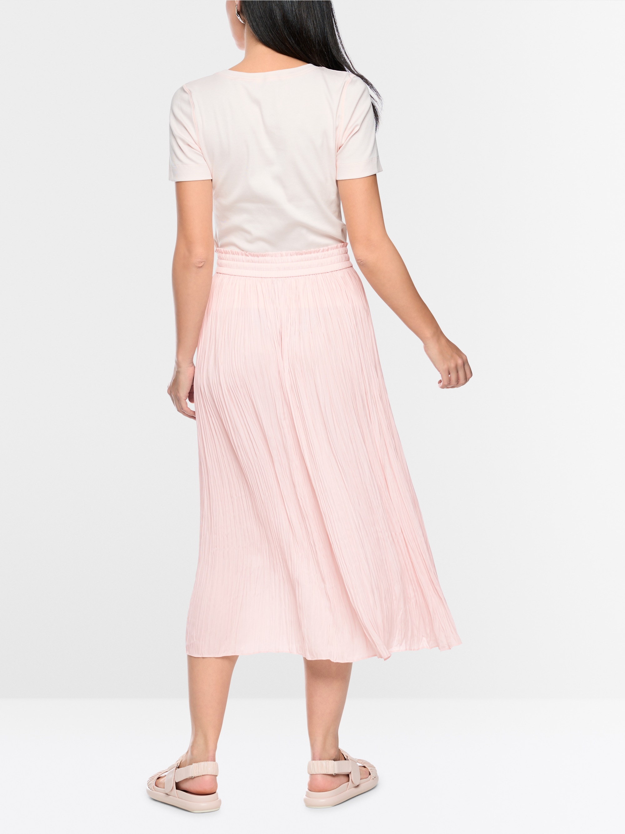 Pleated skirt ‘Rethink Together’