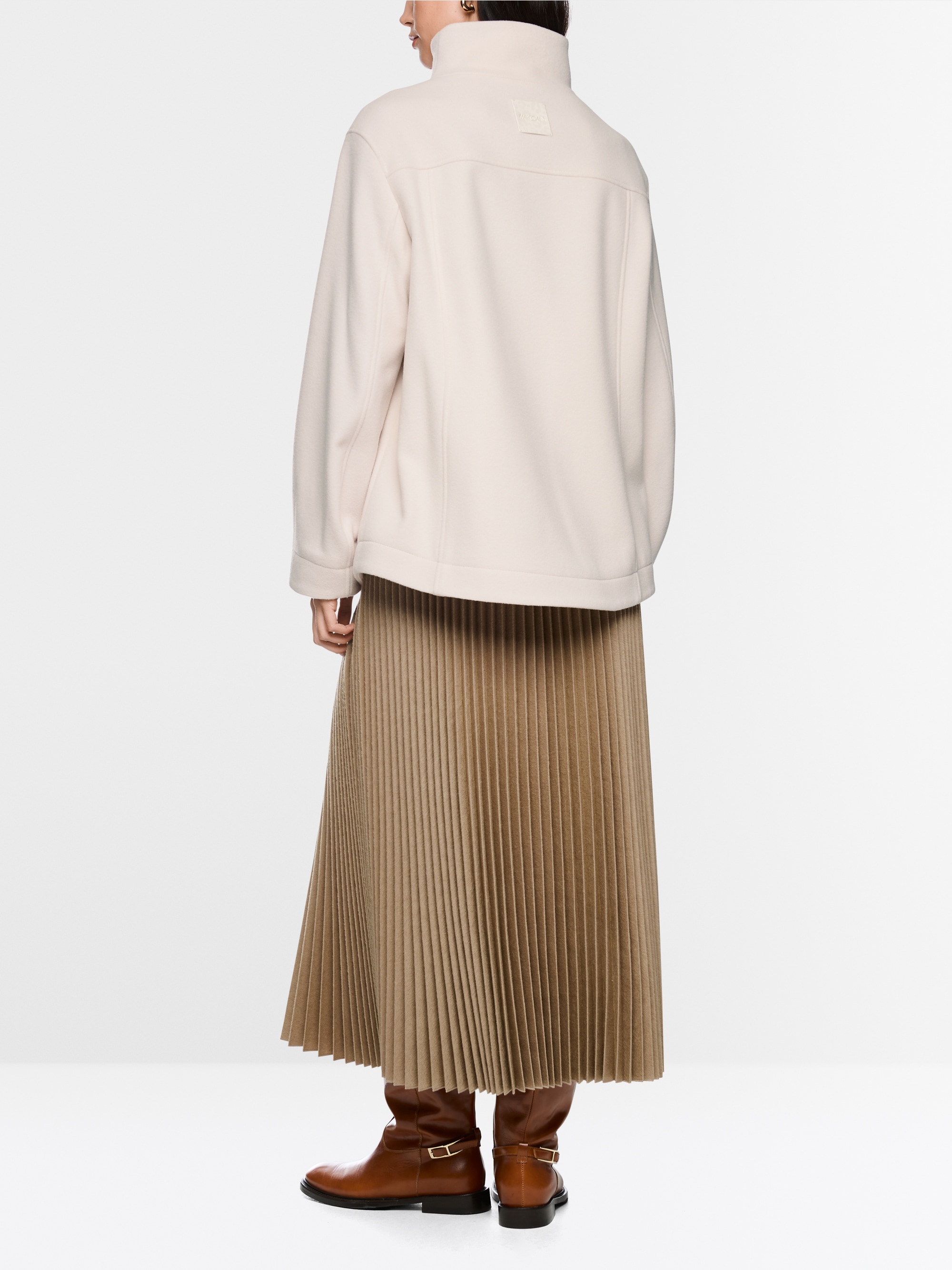 Jacket in new wool with cashmere
