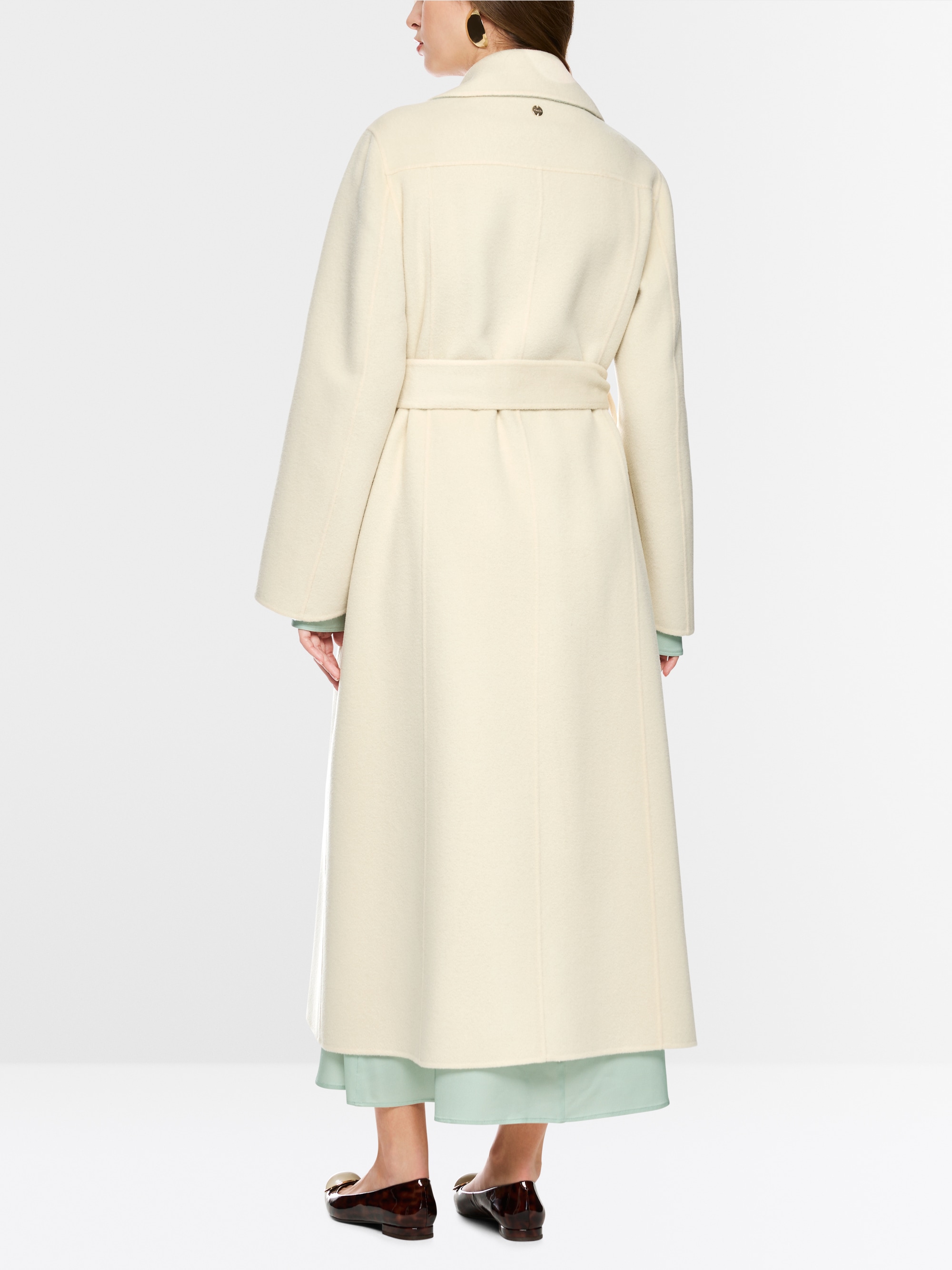 Luxurious reversible wool coat